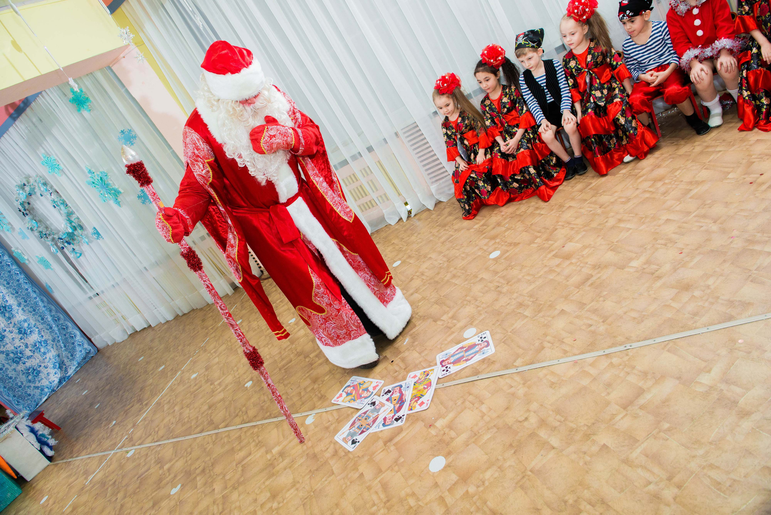 25.12.2019 д. с. № 5, Екатеринбург. Свадебный фотограф на Урале Виктор Соколов