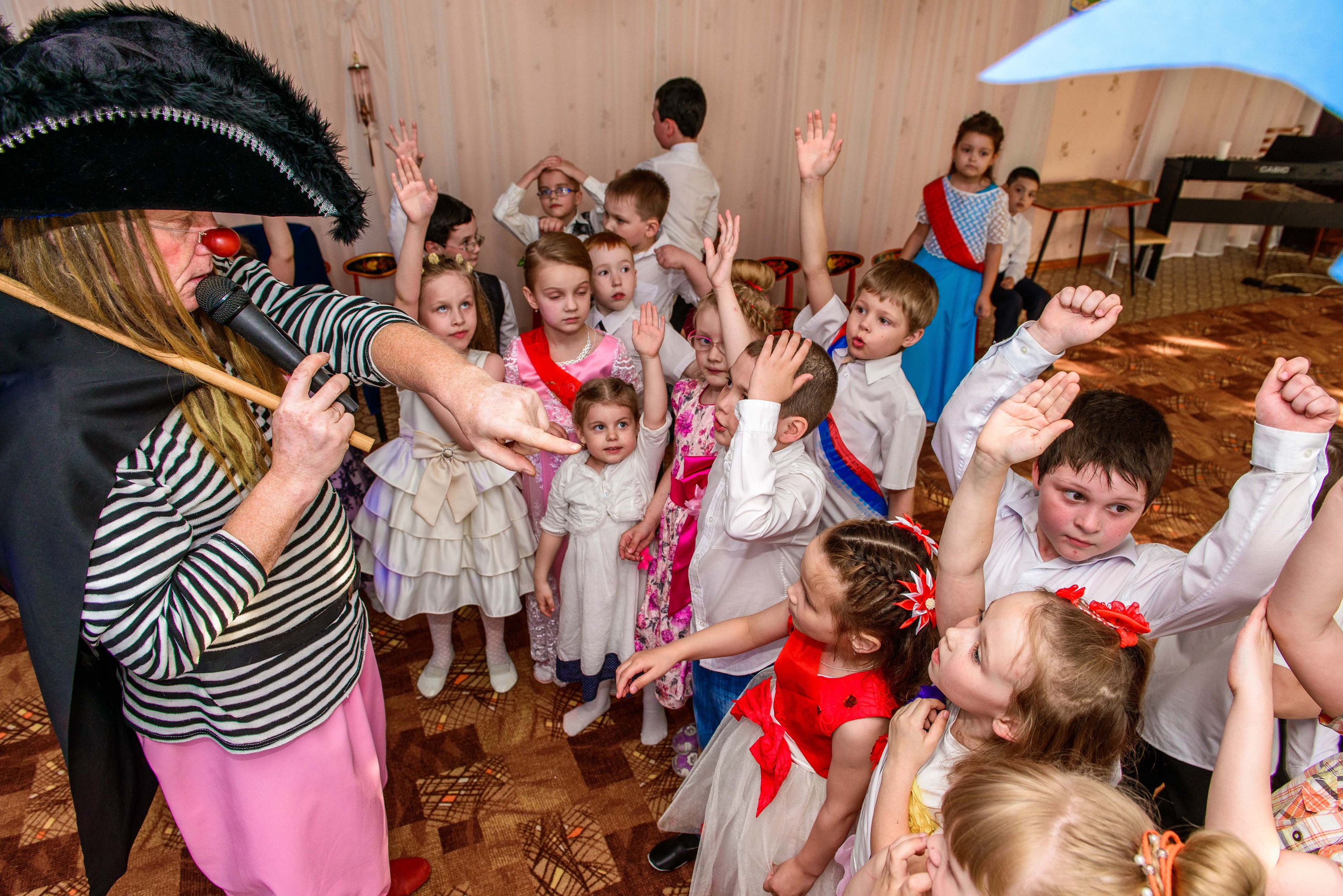 Выпускной, д. с. № 391 28.05.2015, Екатеринбург. Свадебный фотограф на Урале Виктор Соколов