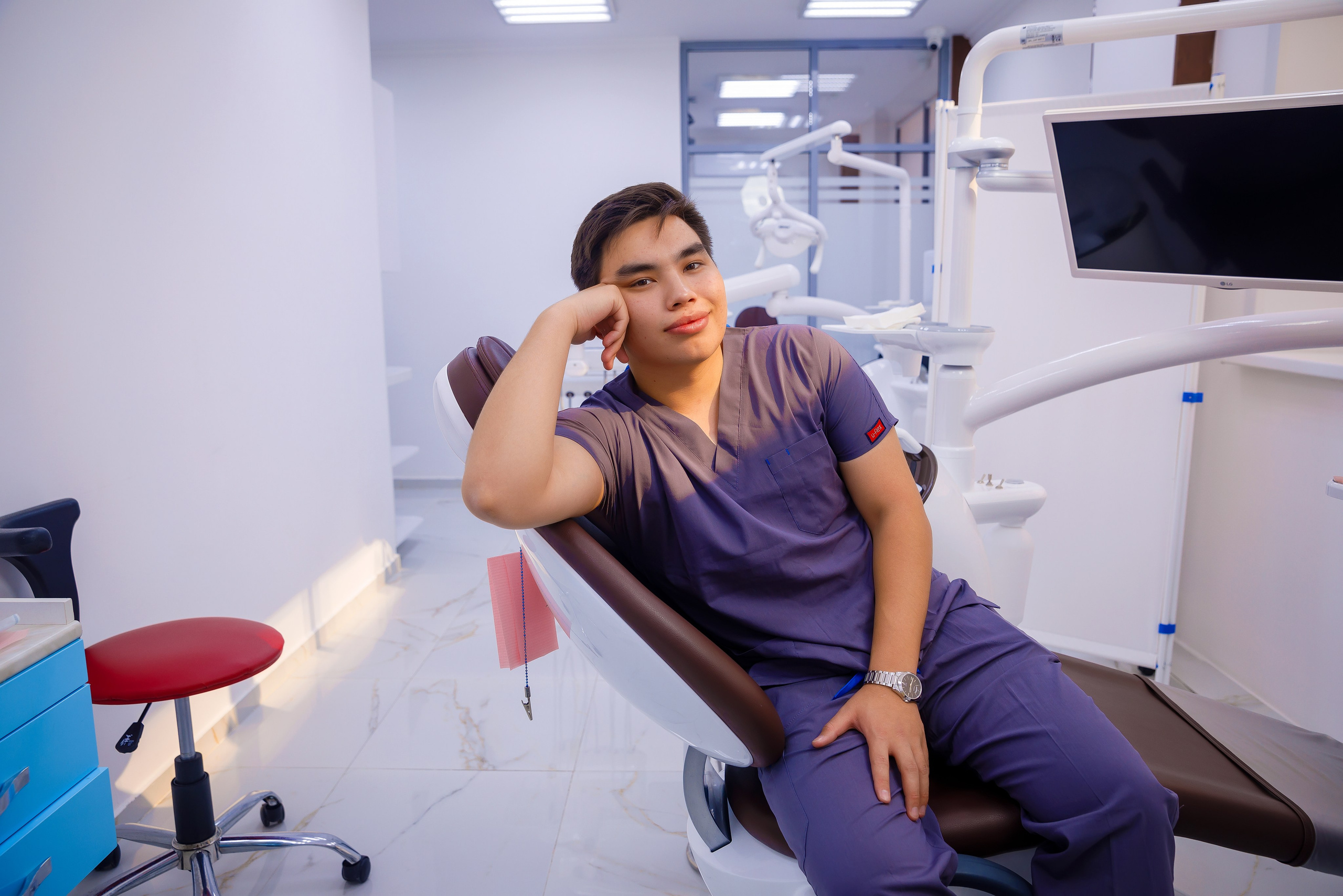 Стамотология. Семейный и Свадебный фотограф в Астане Александр Астапов