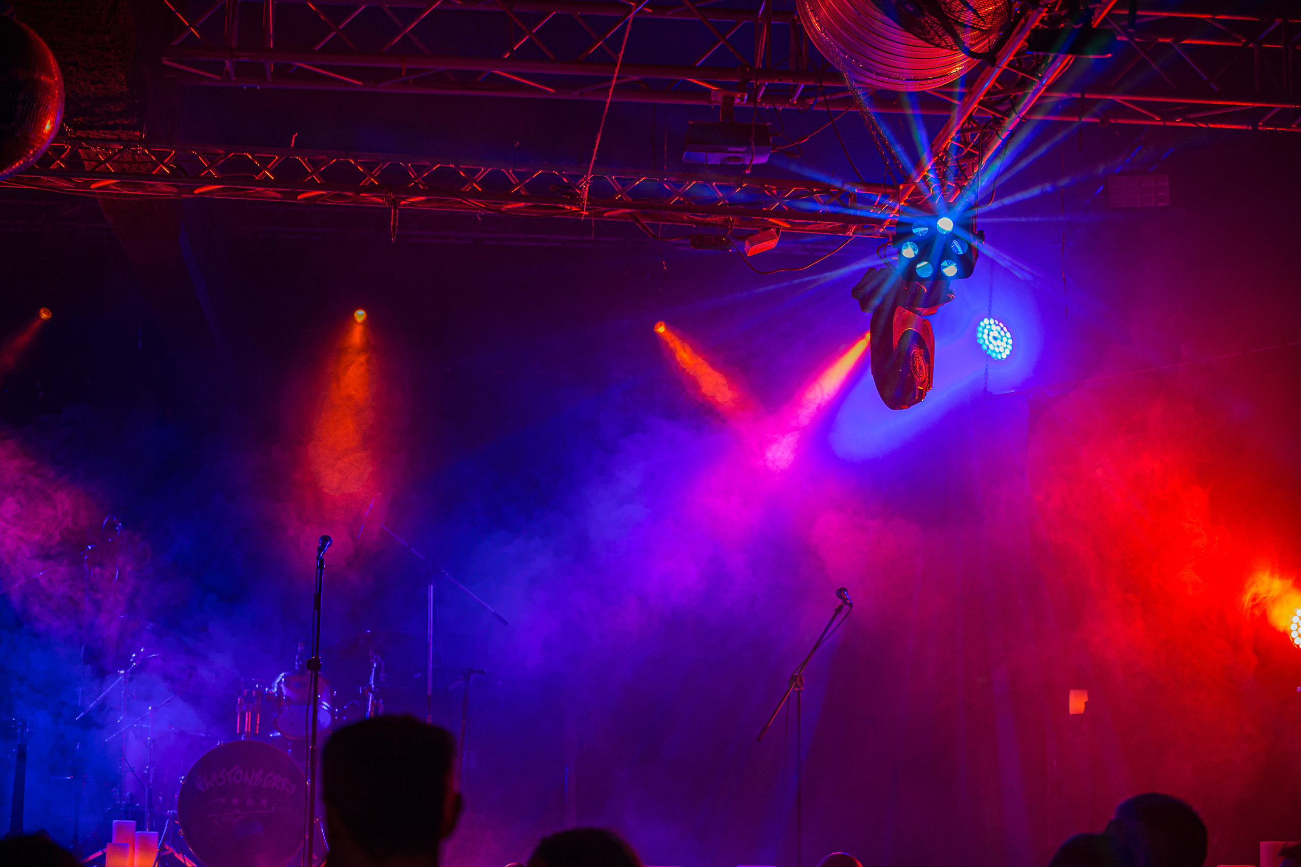 Концертные съёмки. Репортажный фотограф в Москве Сергей Сомсиков