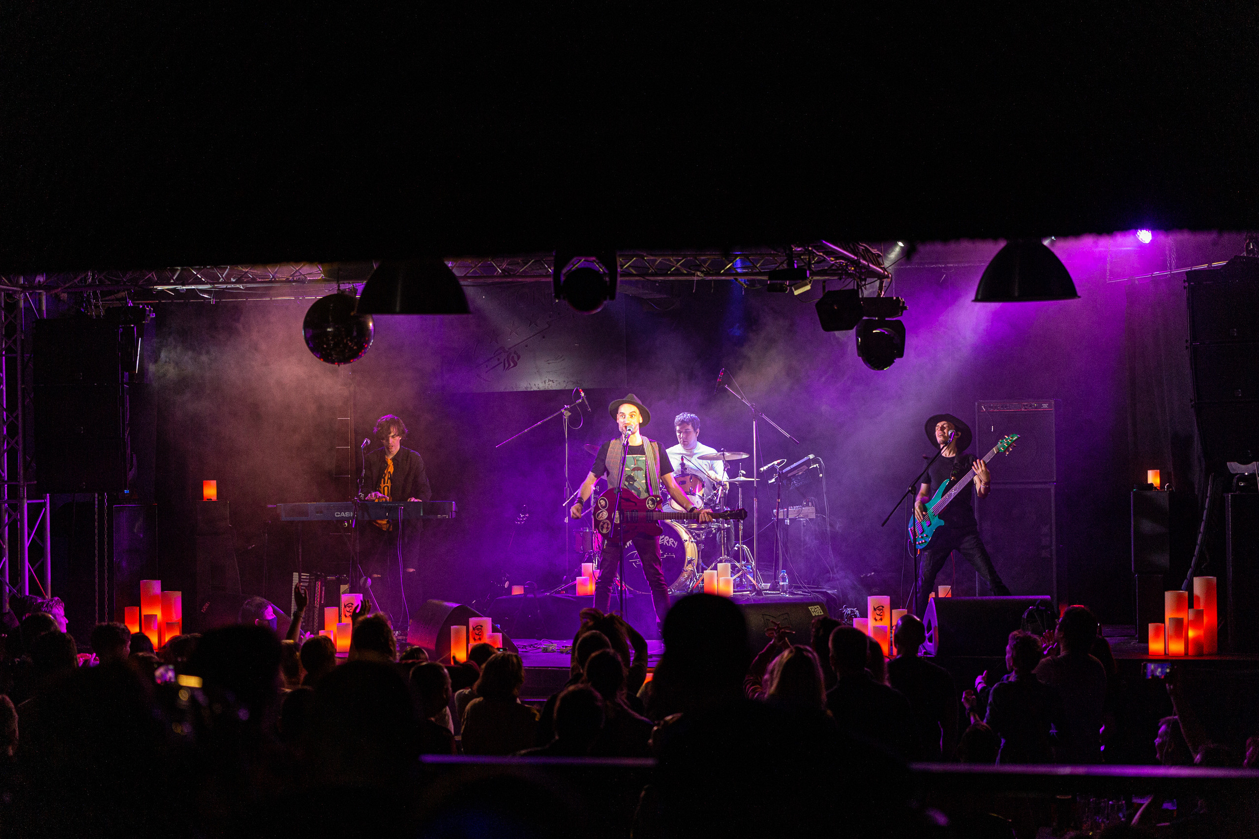 Концертные съёмки. Репортажный фотограф в Москве Сергей Сомсиков