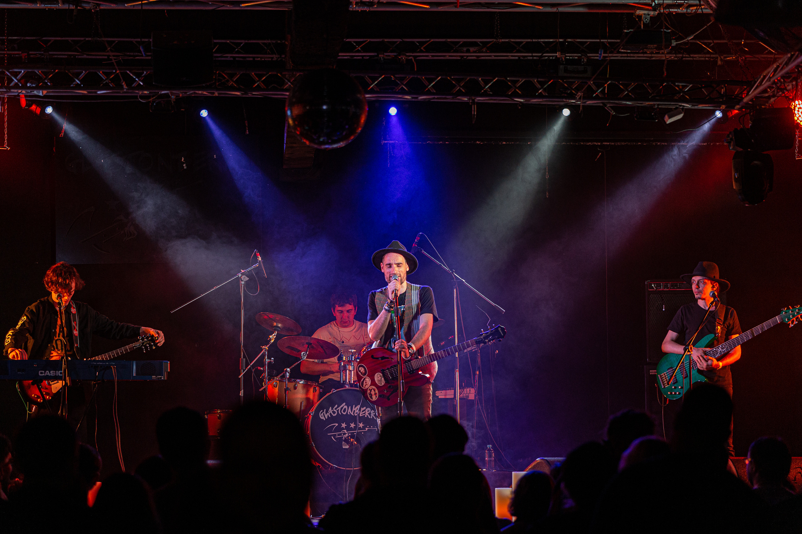 Концертные съёмки. Репортажный фотограф в Москве Сергей Сомсиков