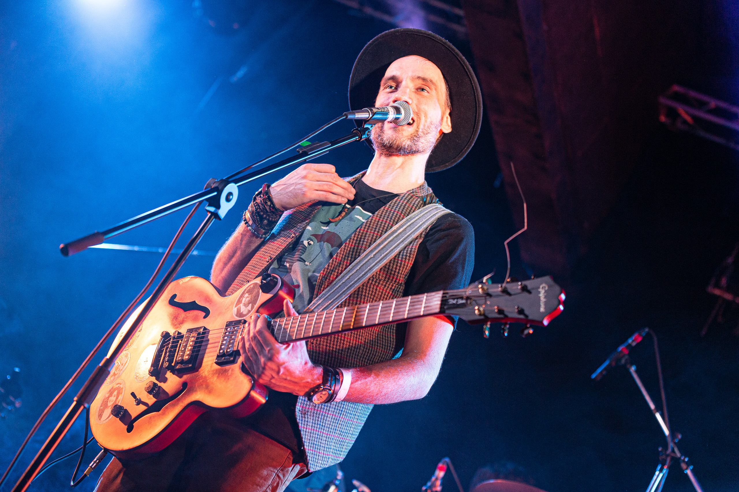 Концертные съёмки. Репортажный фотограф в Москве Сергей Сомсиков