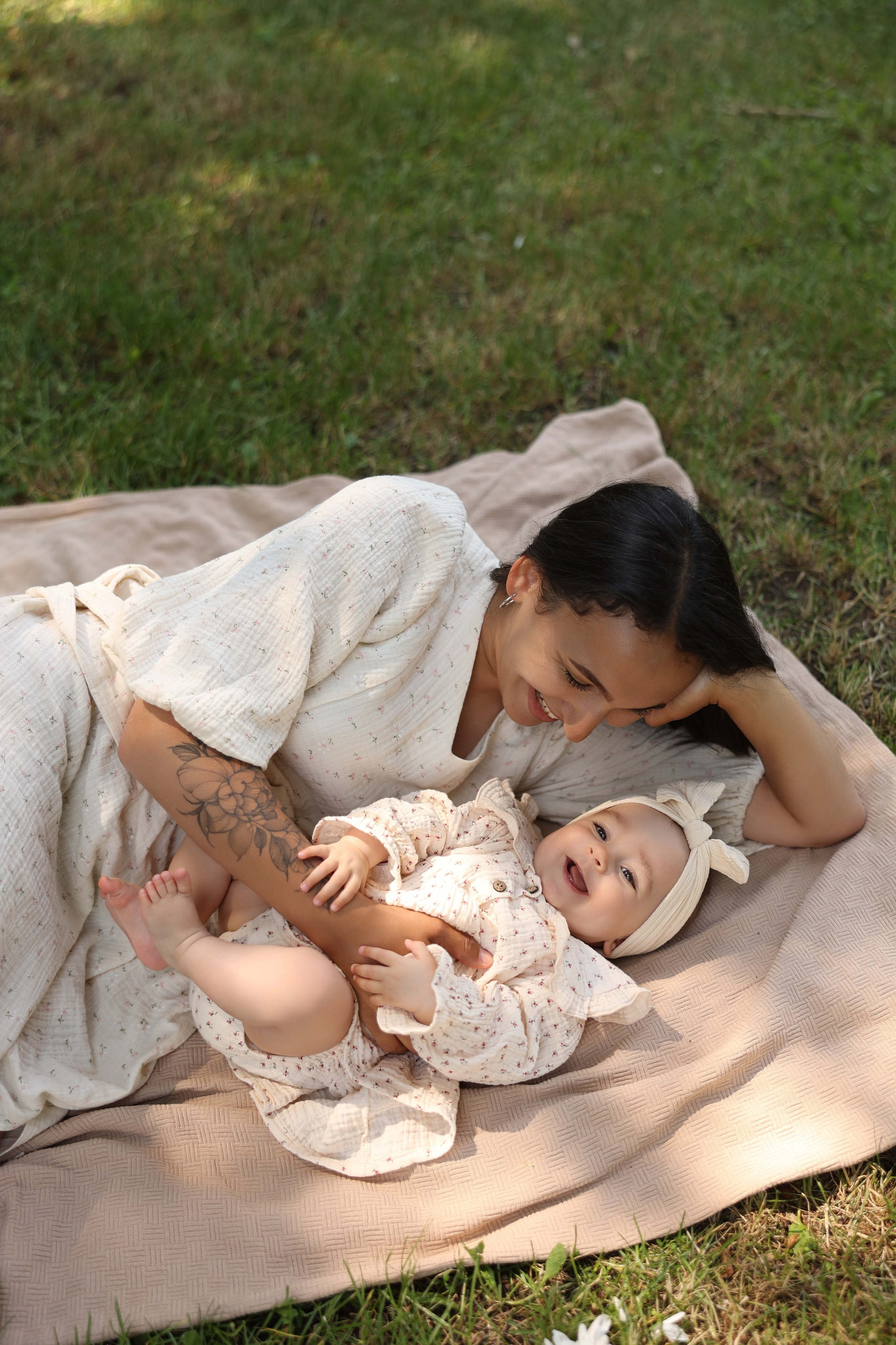 Мила, Валера и Оливия. Свадебный и семейный фотограф в Москве Ломова Ирина
