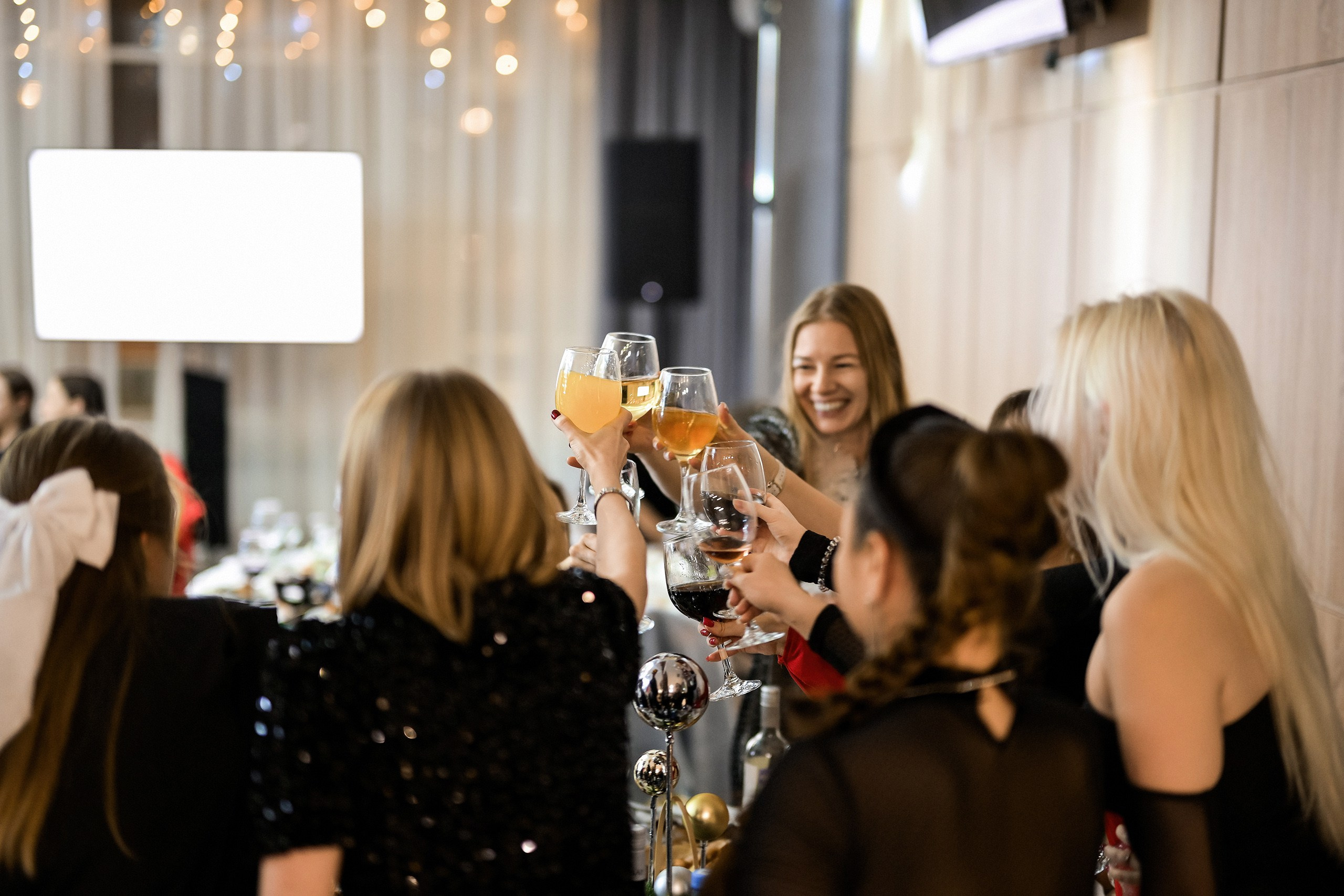 Фотограф на новогодний корпоратив — съёмка в декабре в Красноярске. 📸 Свадебный и семейный фотограф в Красноярске Тихомиров Евгений | 17 лет опыта | 800+ свадеб