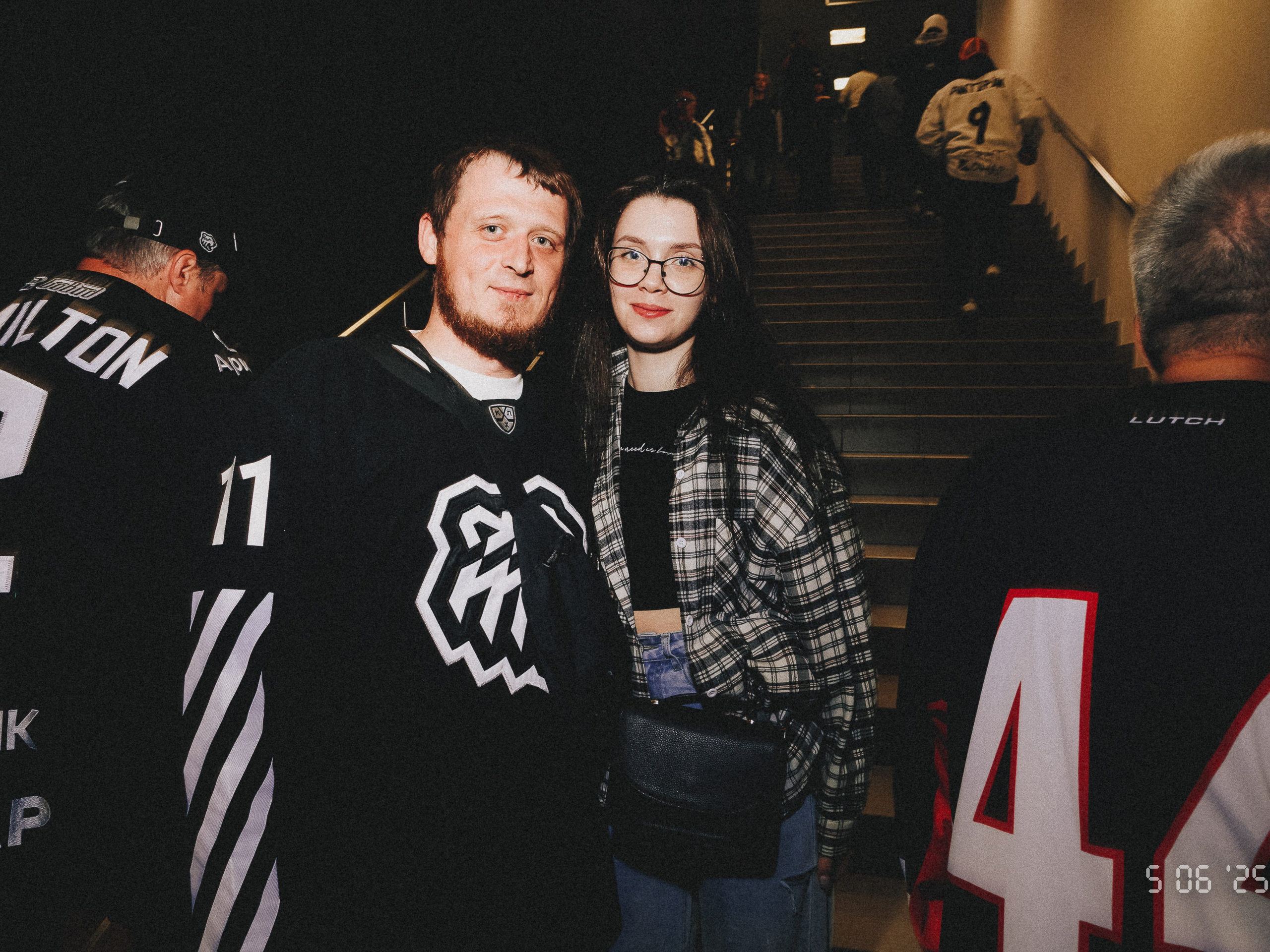 ТРАКТОР Х ДИНАМО (атмосфера). Репортажный фотограф Макс Брагин