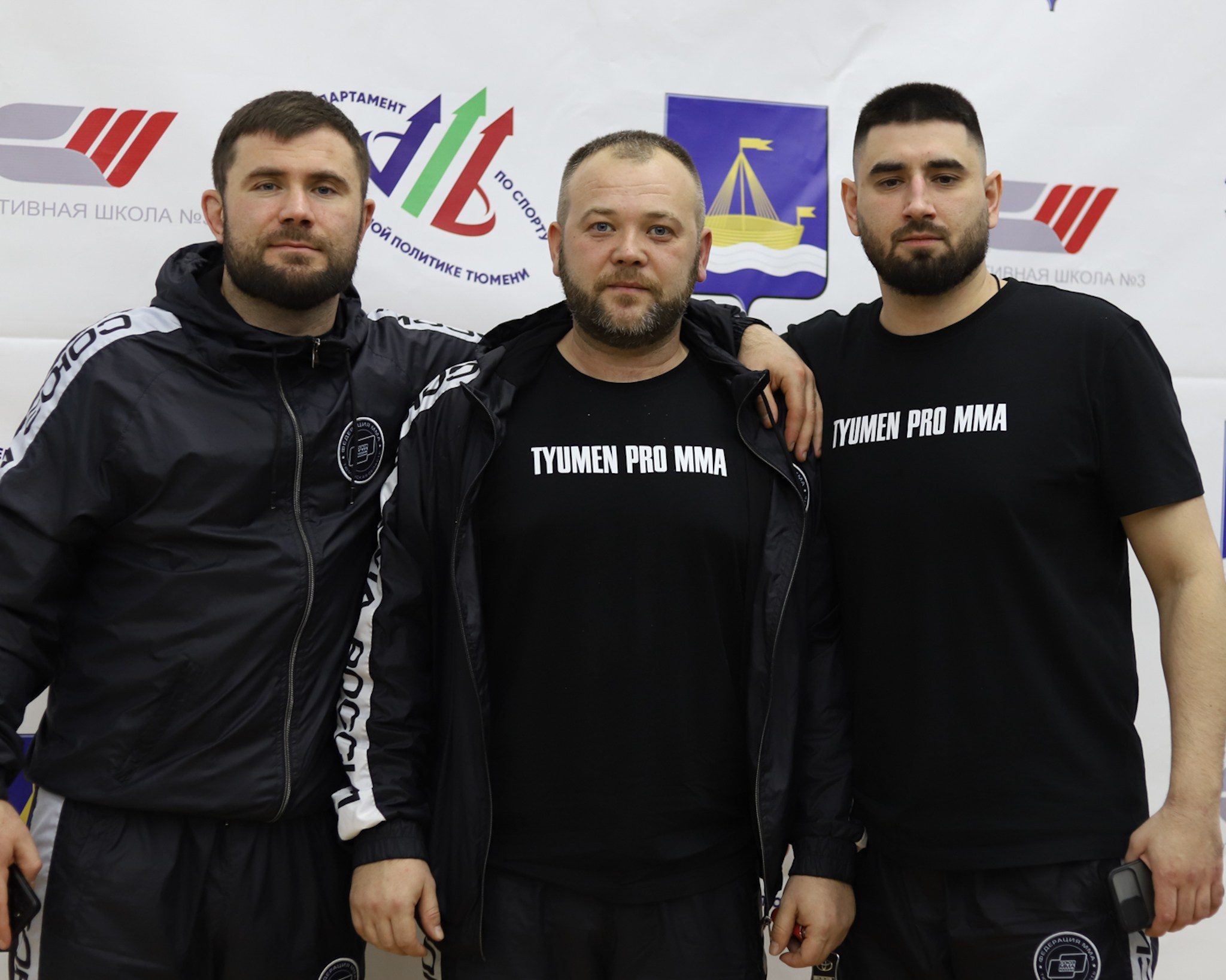 ЧЕМПИОНАТ И ПЕРВЕНСТВО ТЮМЕНСКОЙ ОБЛАСТИ ПО ММА. Больше не греет