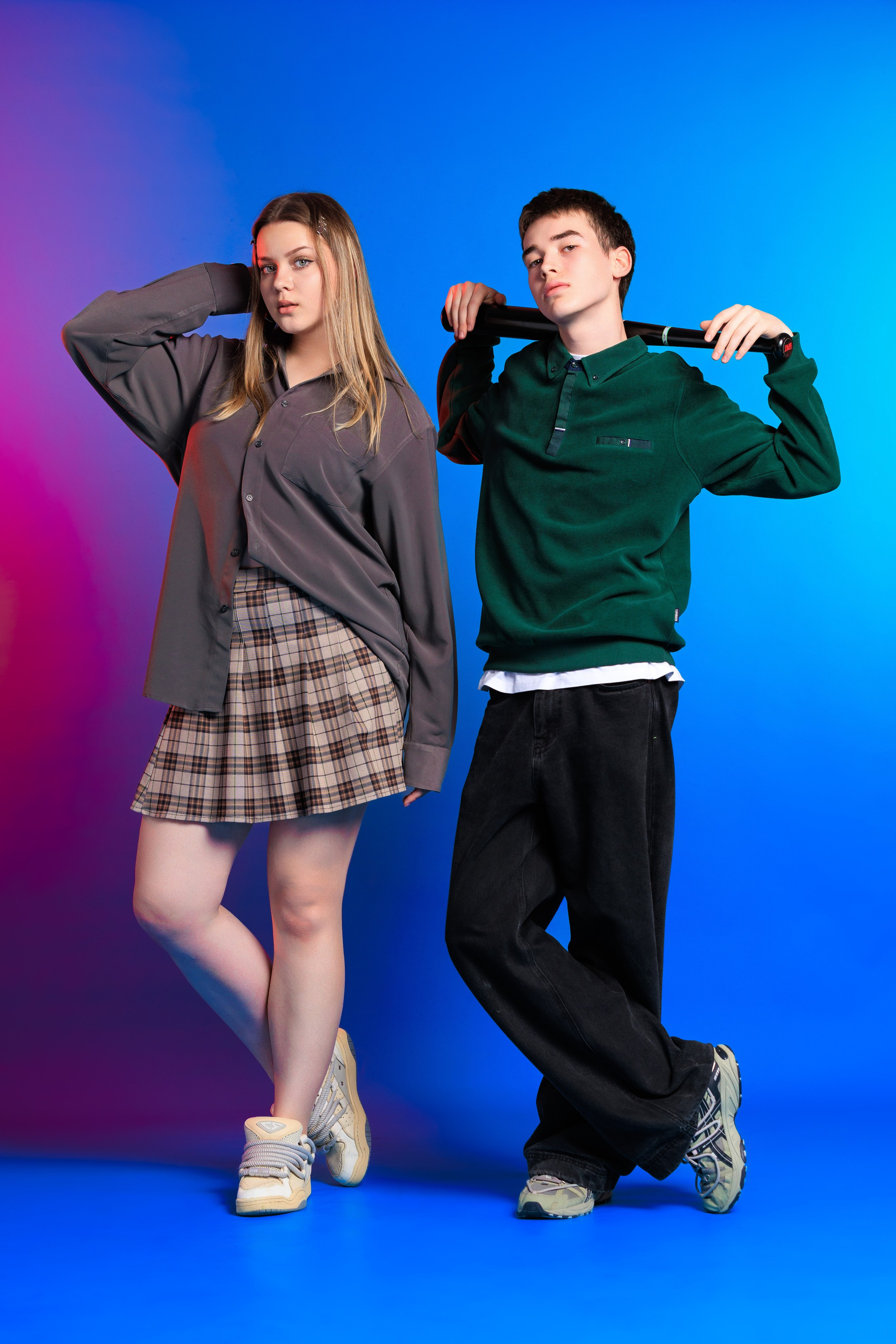 Смотреть фотки в фотостудии. Выпускные альбомы Геленджик, Новороссийск, Краснодар, Туапсе