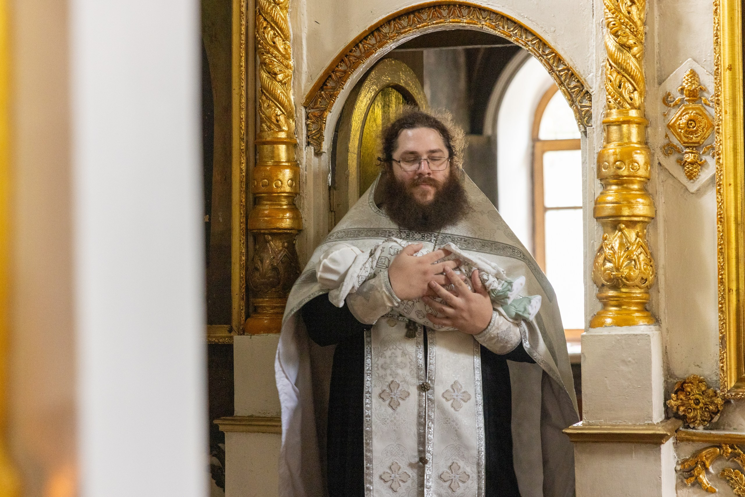 Образец репортажа крещения оригиналы, без искажений, без вспышки, светосильная оптика!. Фотограф в Туле Крупский АнДРей. Фотостудия «КАДР71» в Туле