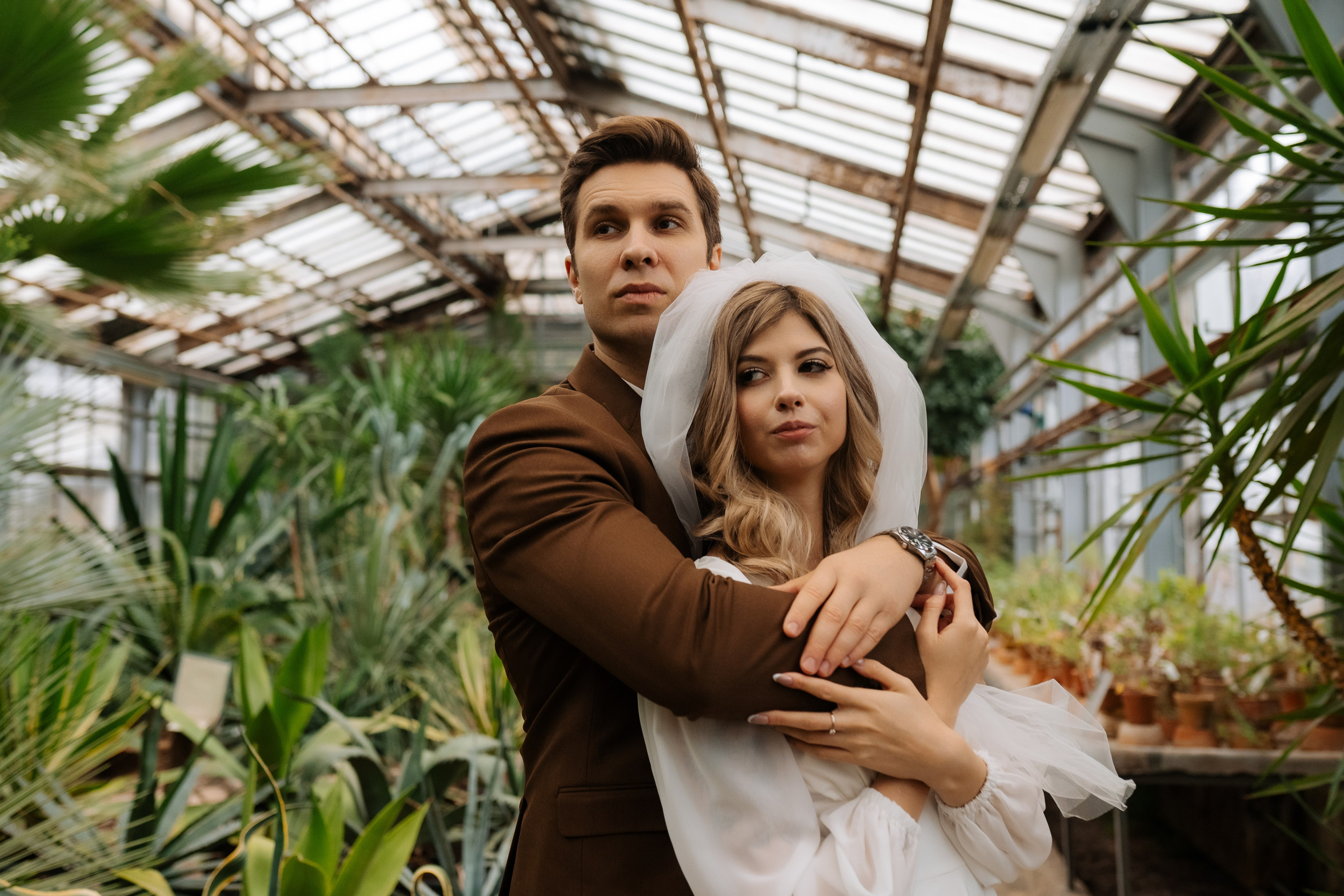 Свадебная фотосессия в оранжерее, Москва. Свадебный фотограф в Москве Анна Полушина