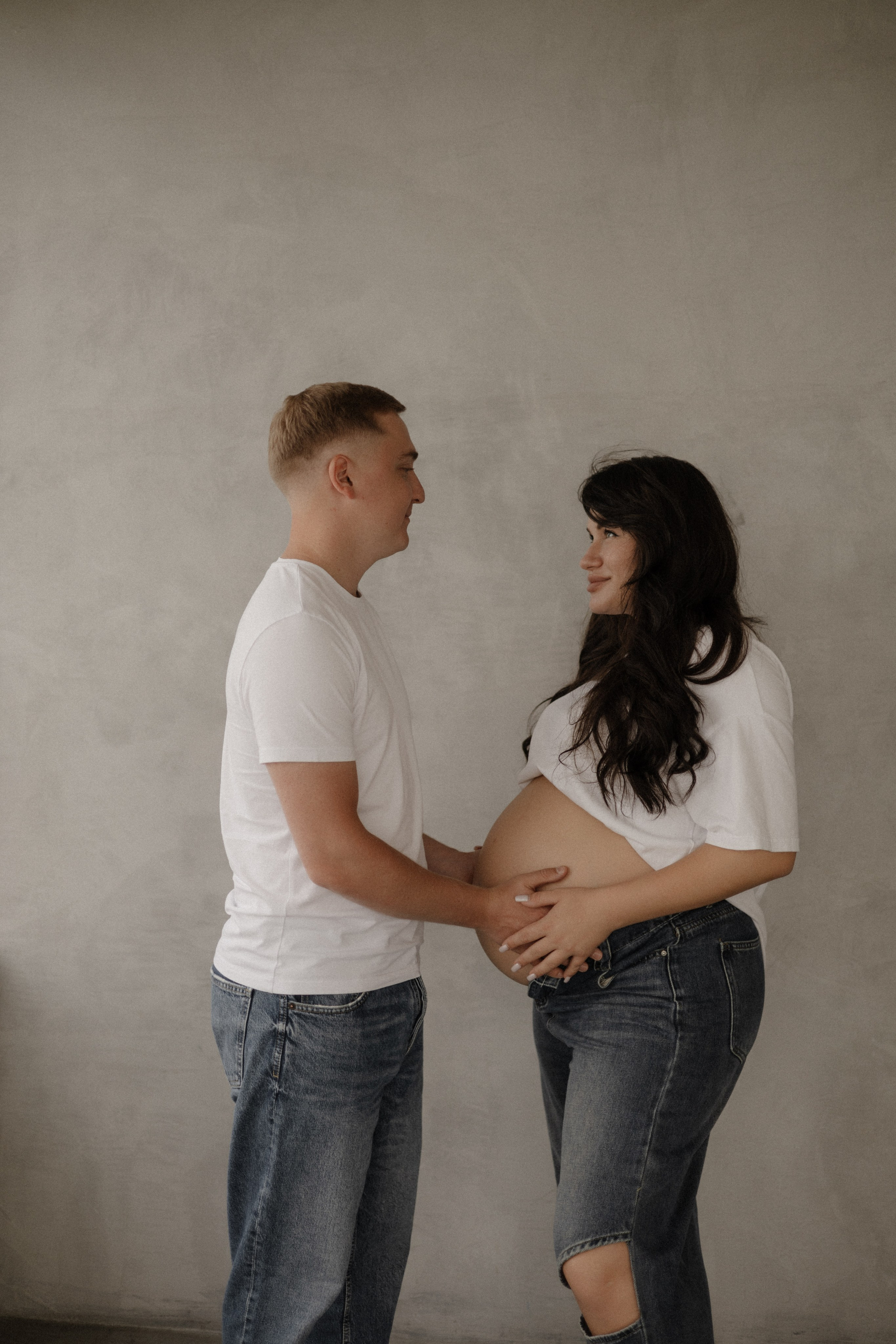 Екатерина и Артем фотосессия в студии. Свадебный и портретный фотограф в Москве Анастасия Масюк