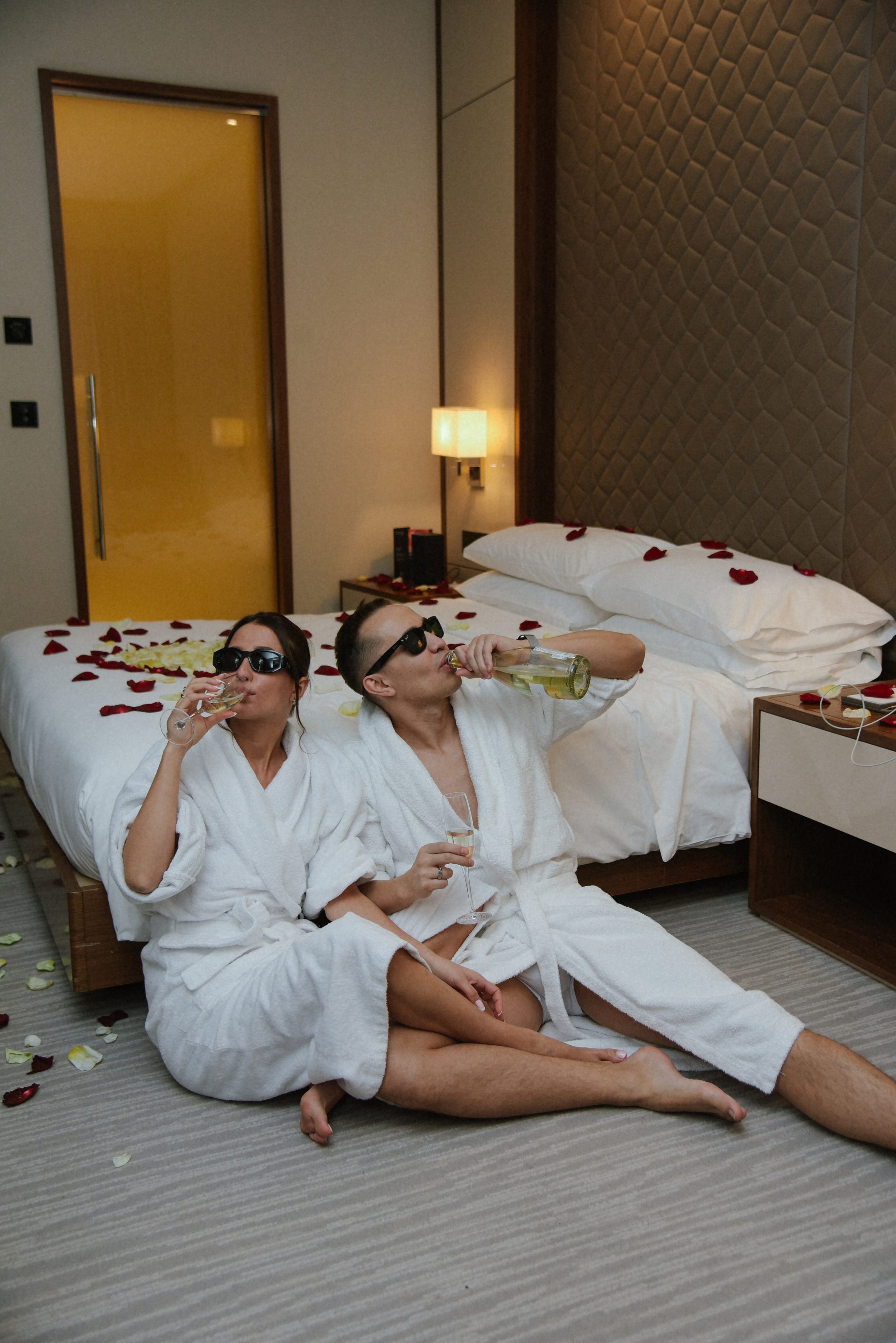 Вдвоем в отеле. Фотограф Лола Волна, город Москва