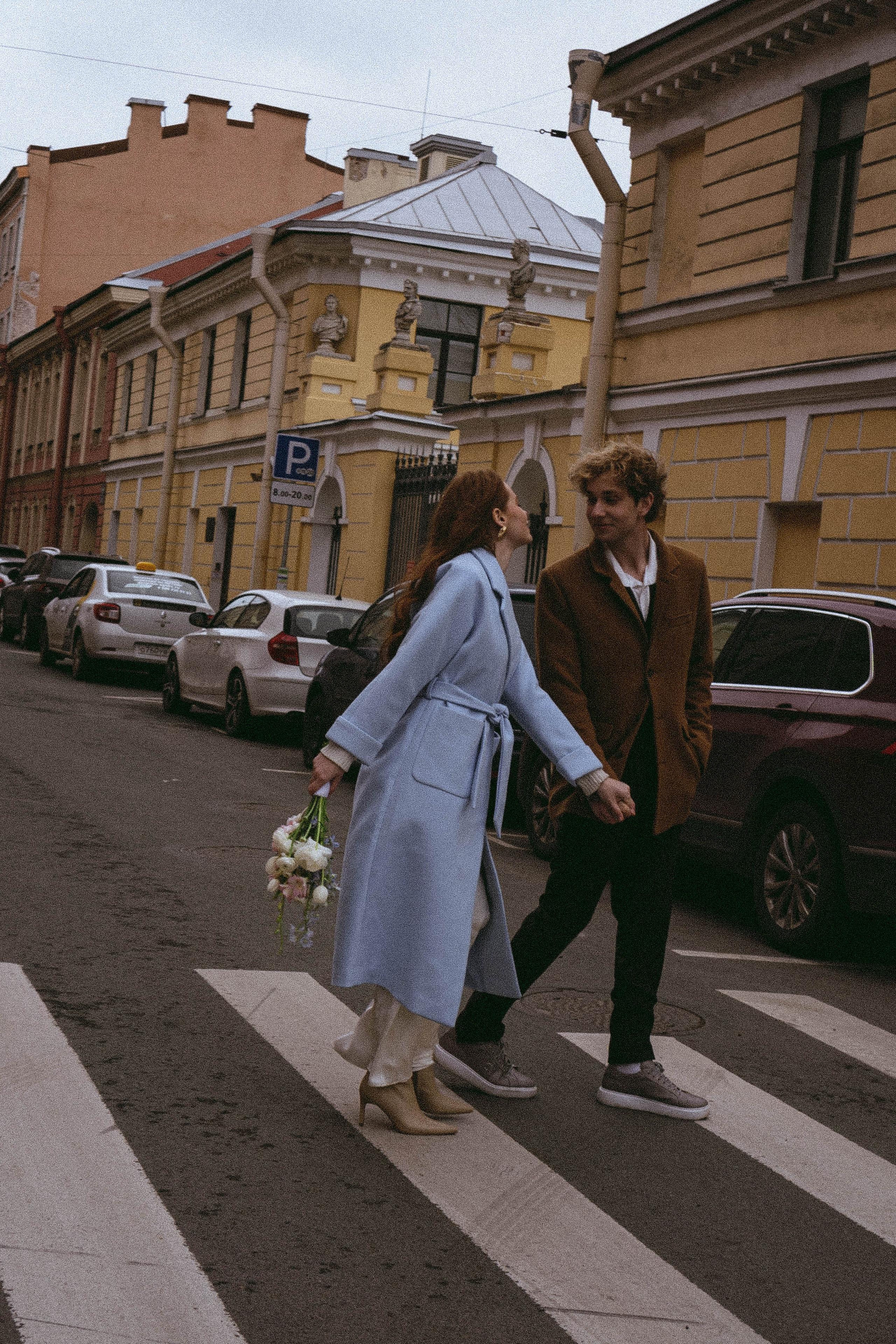 СВАДЕБНАЯ СЬЕМКА В ОТЕЛЕ. СБОРЫ ЖЕНИХА И НЕВЕСТЫ И ТАКЖЕ ТОР И ПОДГОТОВКА К ПРОГУЛКЕ И ПРОГУЛКА ПО ПЕТРОГРАДКЕ. Профессиональный фотограф, Санкт-Петербург — Виктория Богомолова