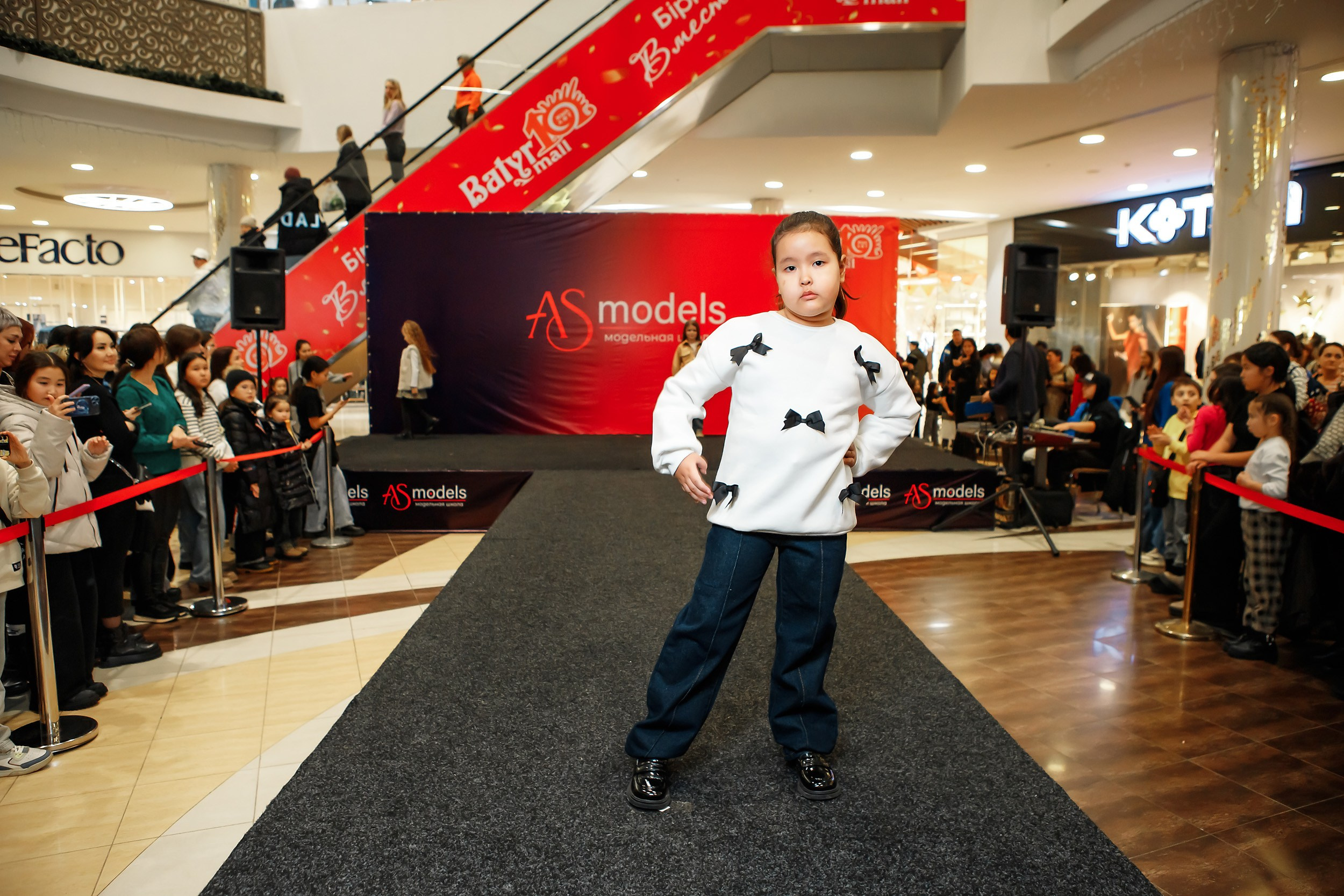 Fashion Show модельной школы AS Models. Кипятком Павлодар