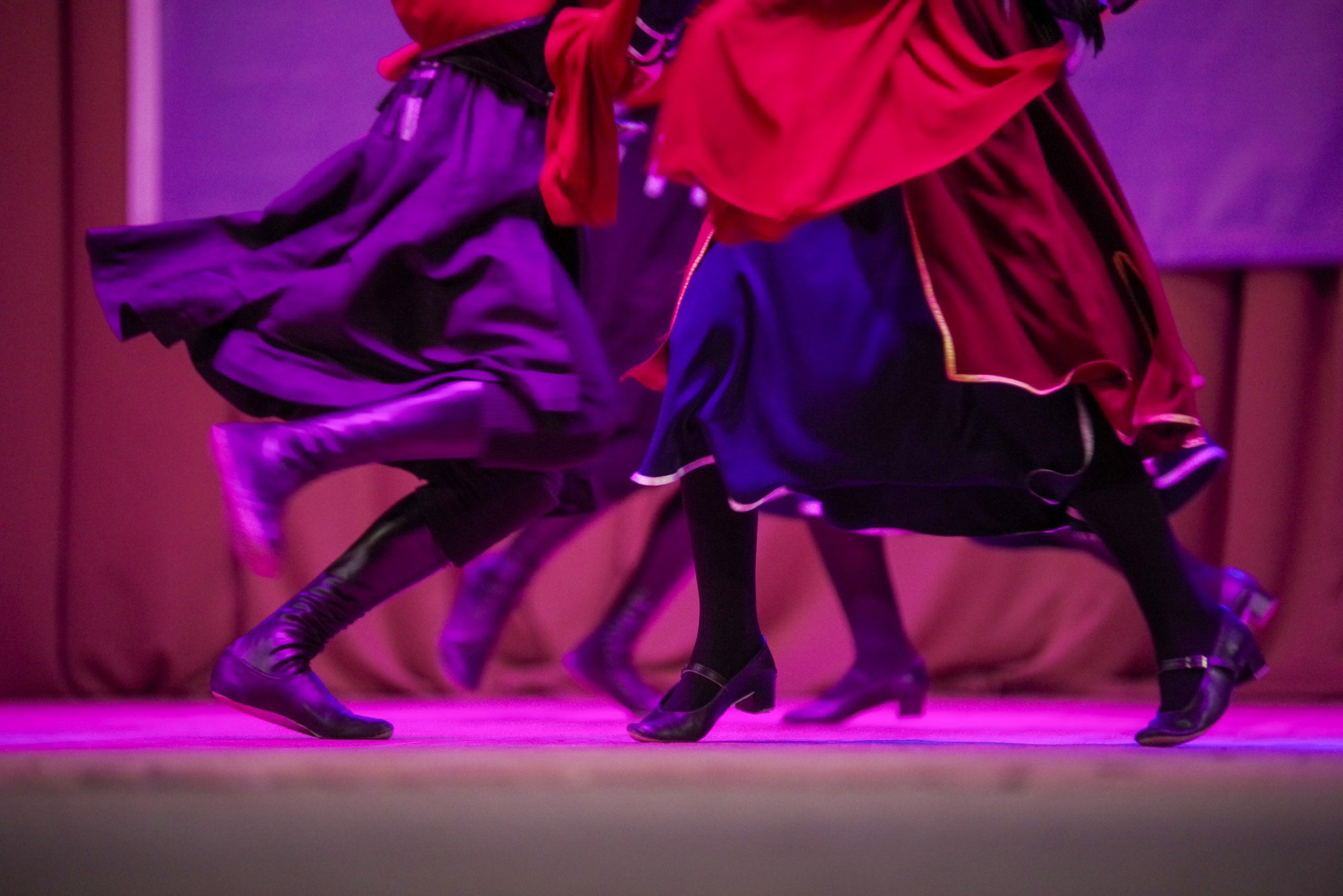 Грузинский танец. Портретный фотограф Денис Милютин