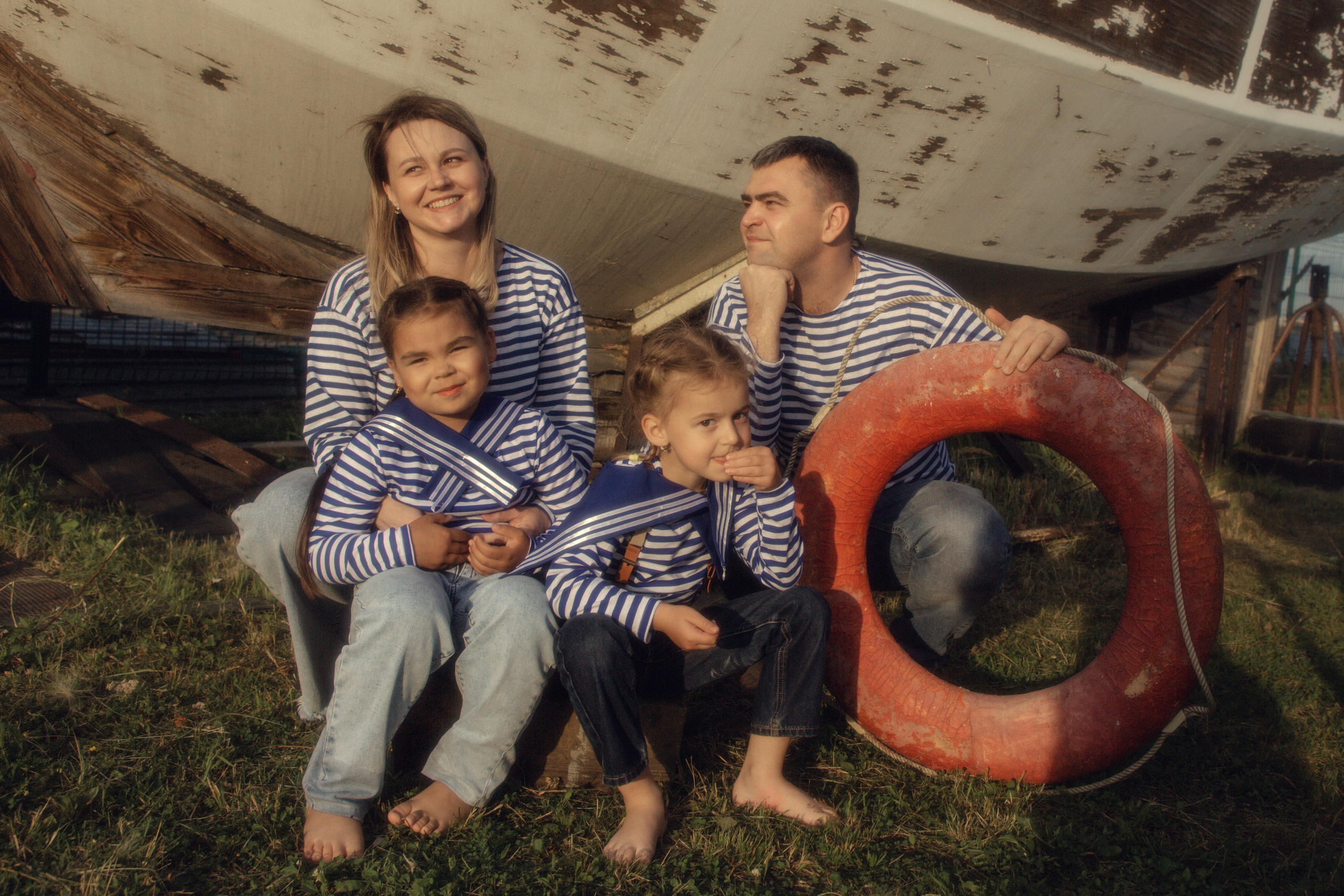 Андрей + Наталья и сестрёнки Вика и Оля. Фотограф Елена Бухонина Челябинск