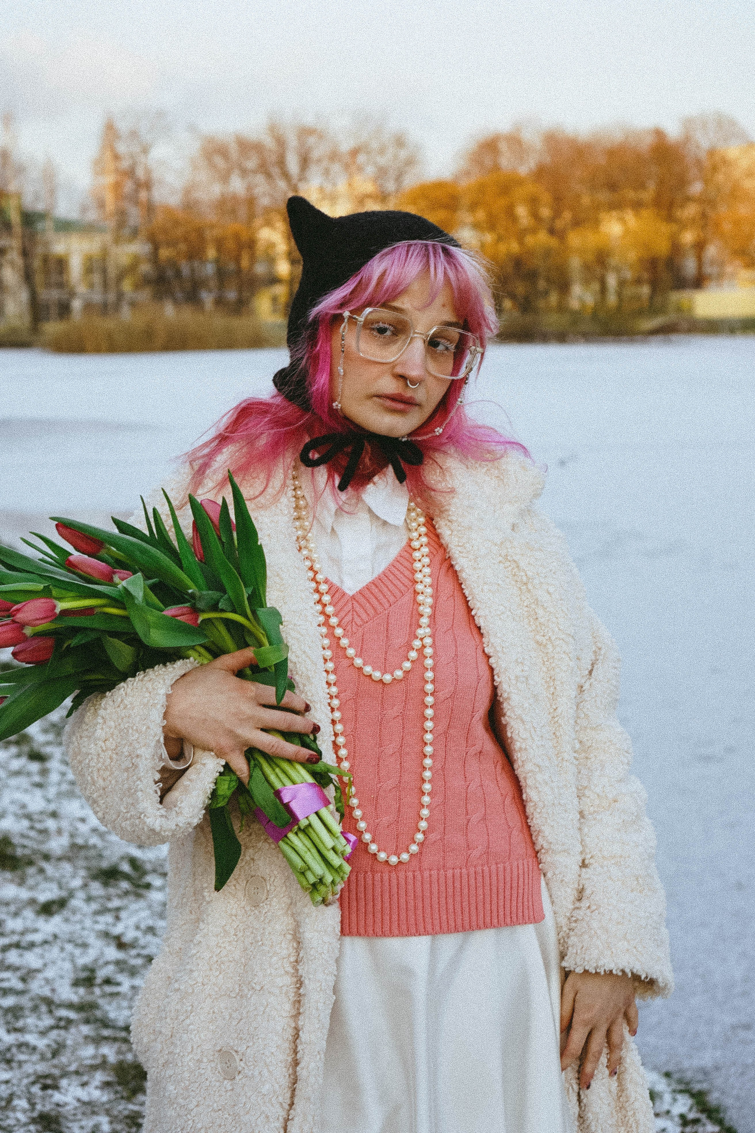 Прогулочная фотосессия с тюльпанами. Профессиональный фотограф, Санкт-Петербург — Виктория Богомолова