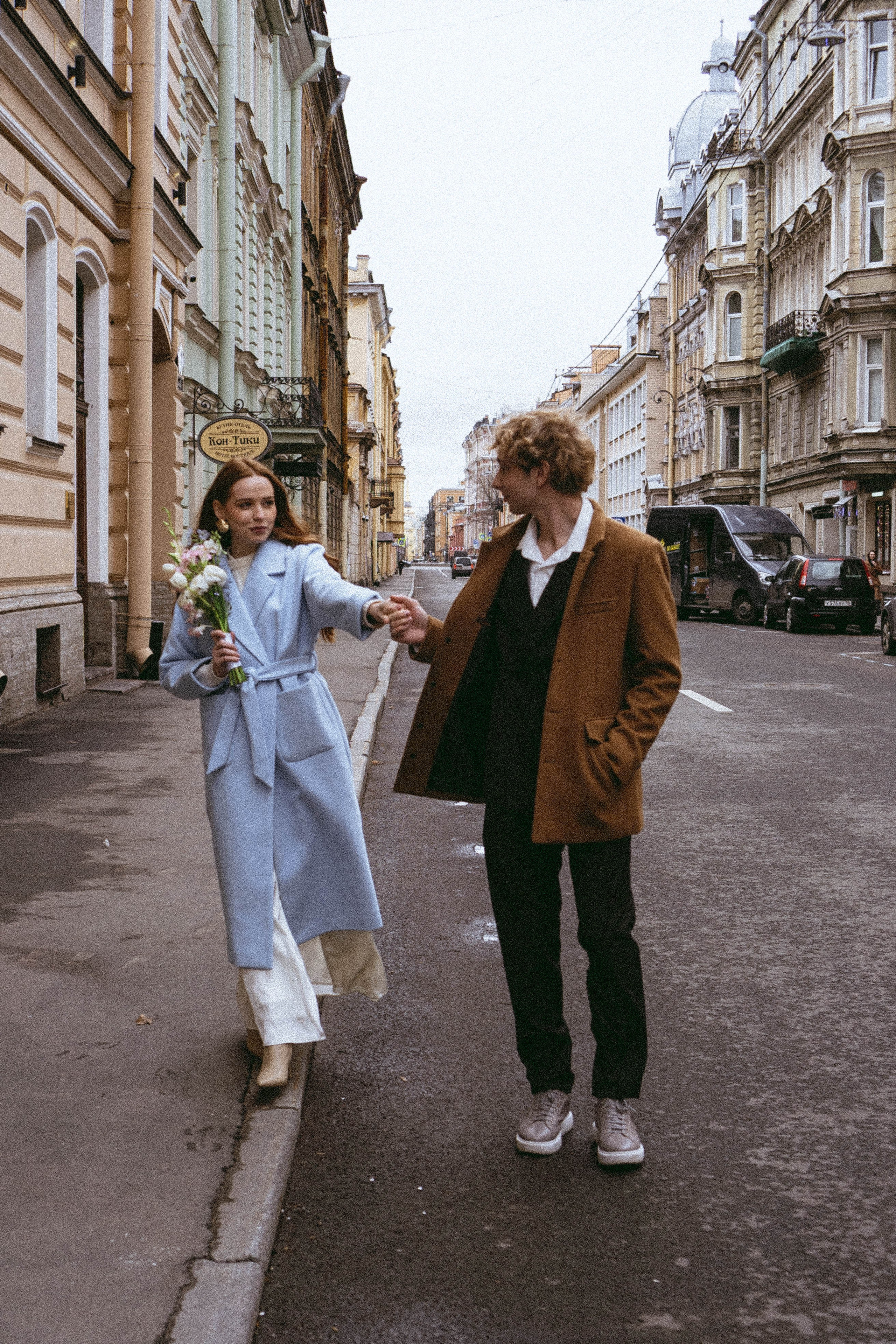 СВАДЕБНАЯ ПРОГУЛКА ПО ПЕТРОГРАДКЕ ВЕСНОЙ (ФОТОСЕССИИЯ ПАРЫ СВАДЕБНАЯ). Профессиональный фотограф, Санкт-Петербург — Виктория Богомолова