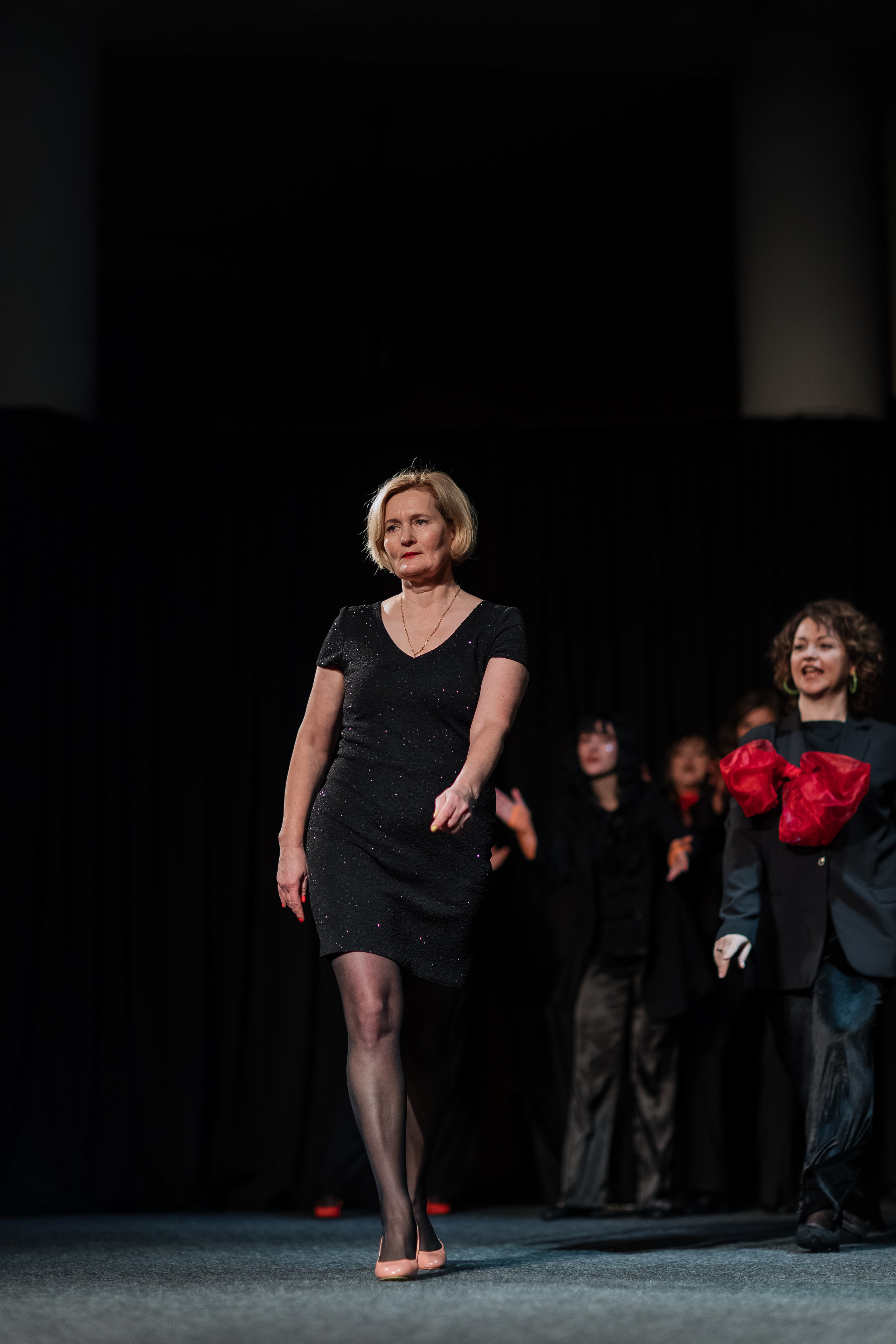 Спектакль. Свадебный фотограф