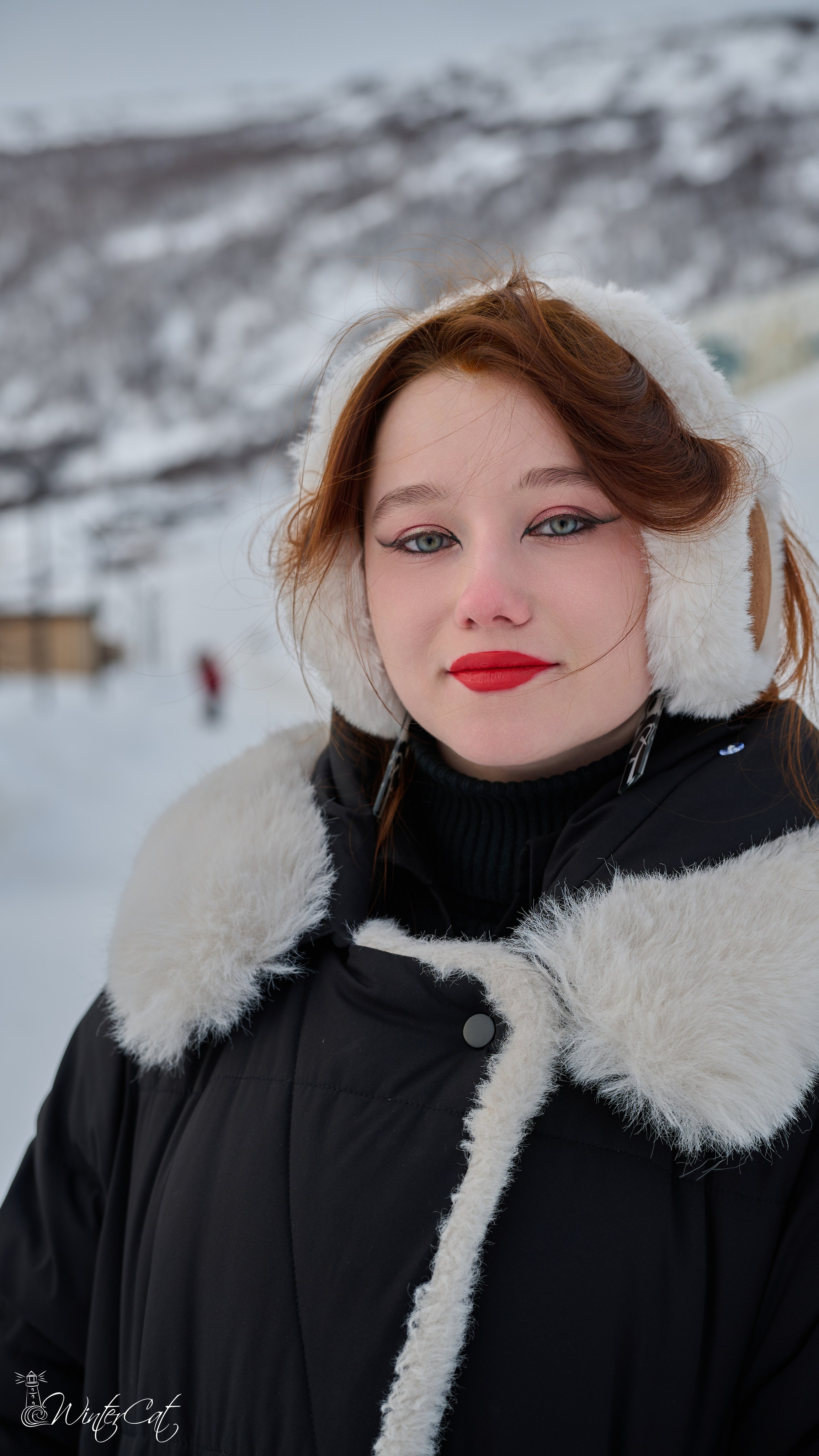 Алёна на Маяке. Портретный и репортажный фотограф в Магадане Андрей Нефедов WinterCatPhoto