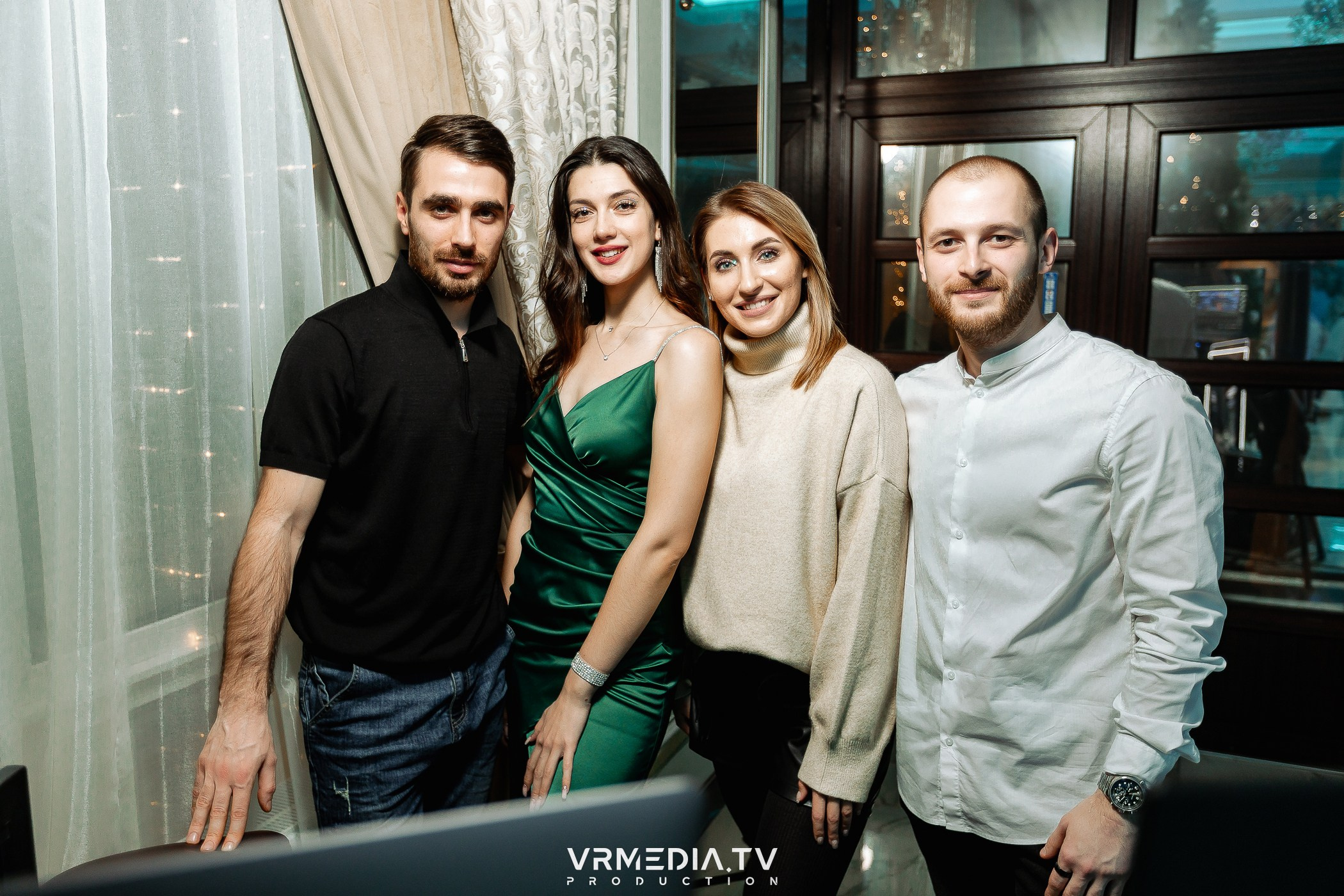 Новогодний вечер в ресторане «Лазурный Берег»