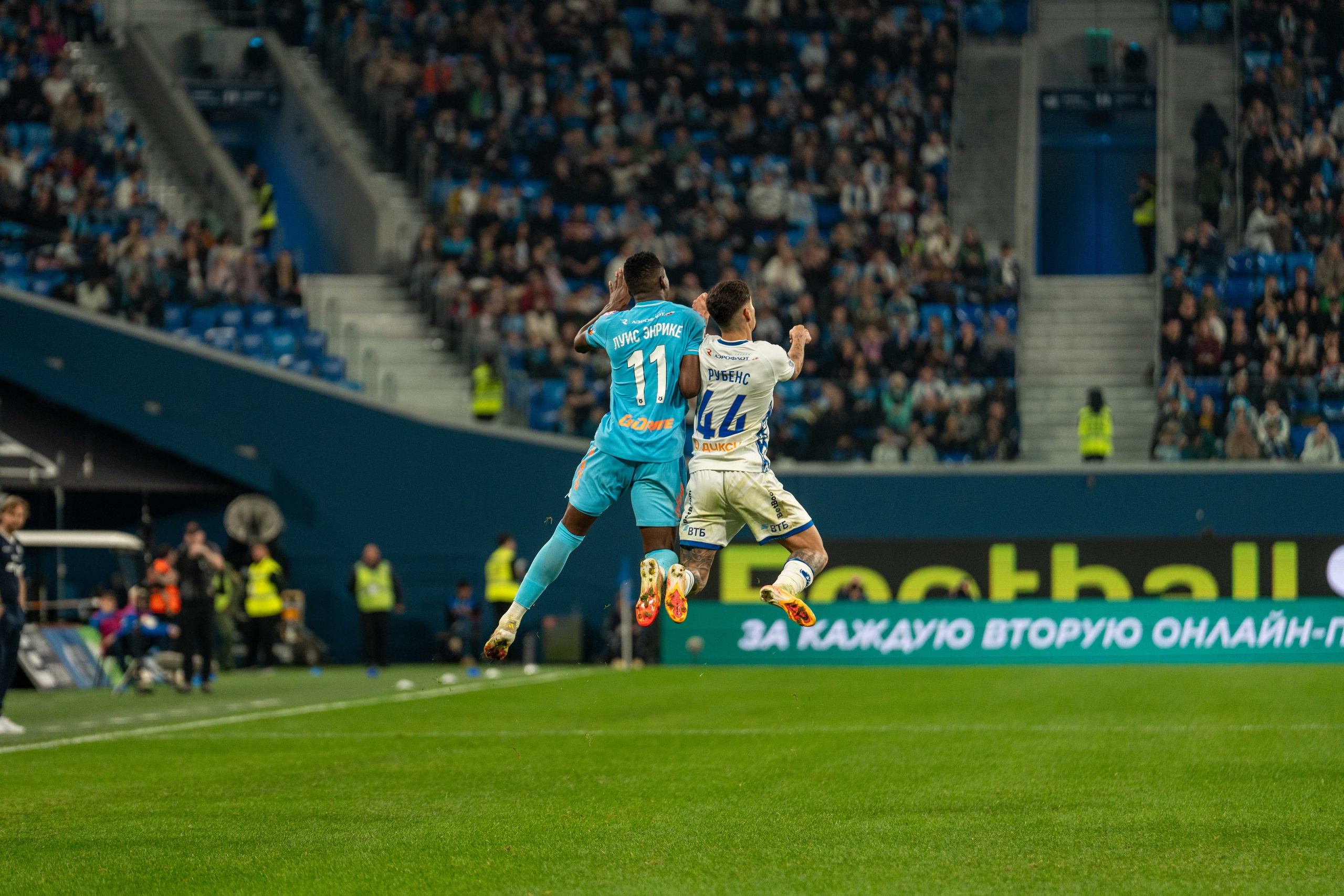 Зенит — Динамо (Москва): фотогалерея РПЛ, 13 тур на Газпром Арене | Антон Гауф. Спортивный фотограф в Санкт-Петербурге | Антон Гауф