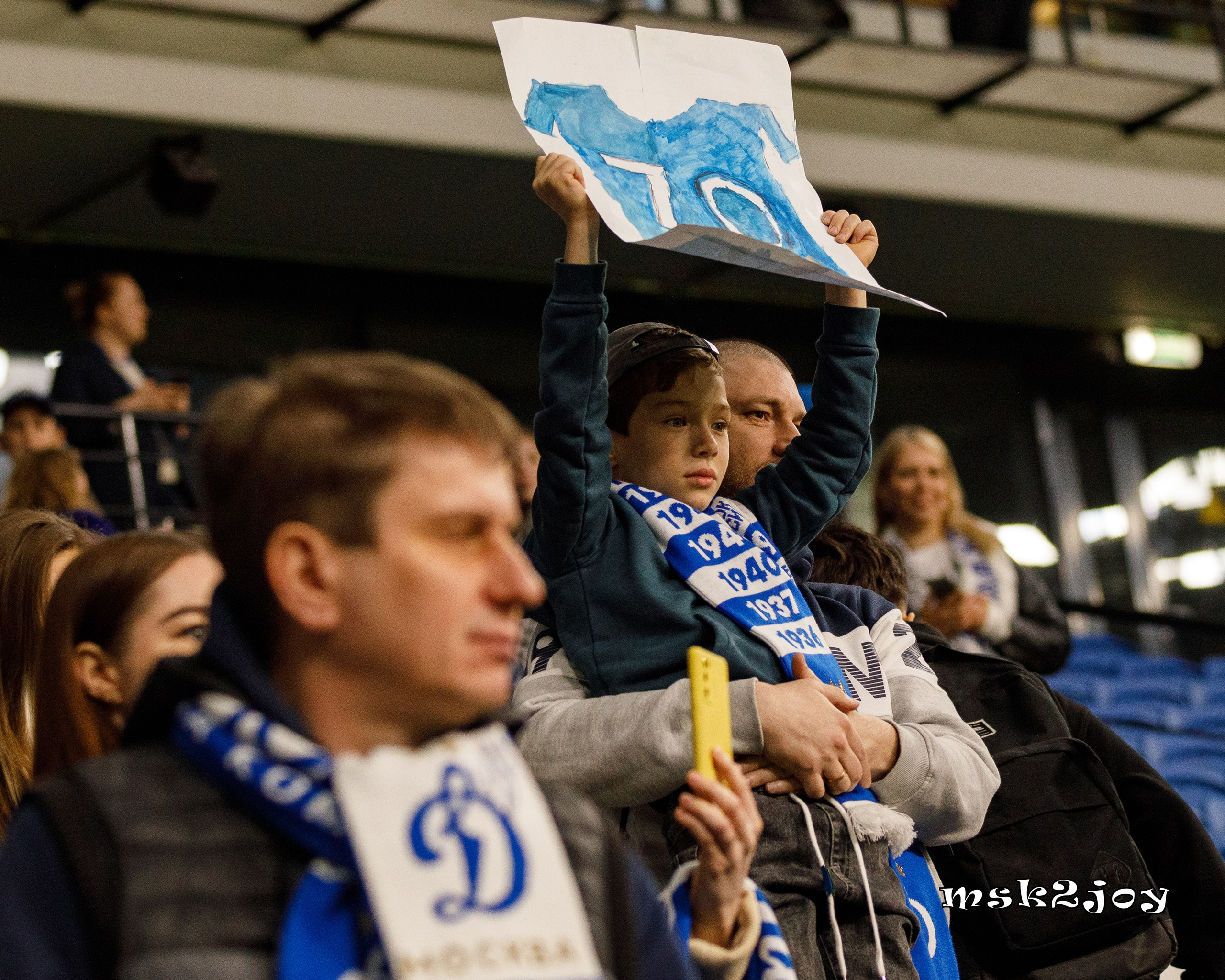 Фоторепортаж. РПЛ. Динамо — Зенит. Михаил Тоцкий портретный и репортажный фотограф в Москве