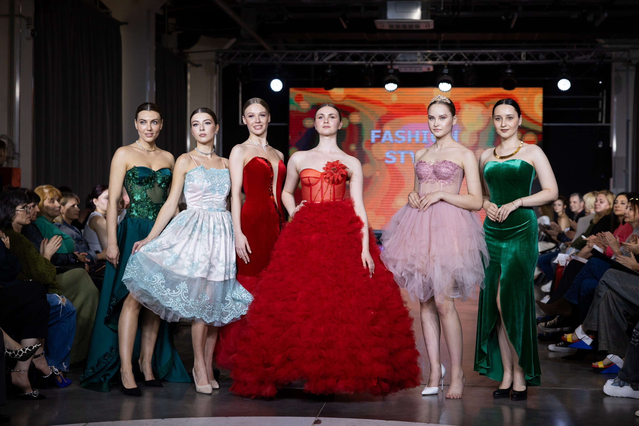 Фестиваль моды и красоты Fashion Style (17 мая 2025). Репортажный фотограф Алексей Пирязев