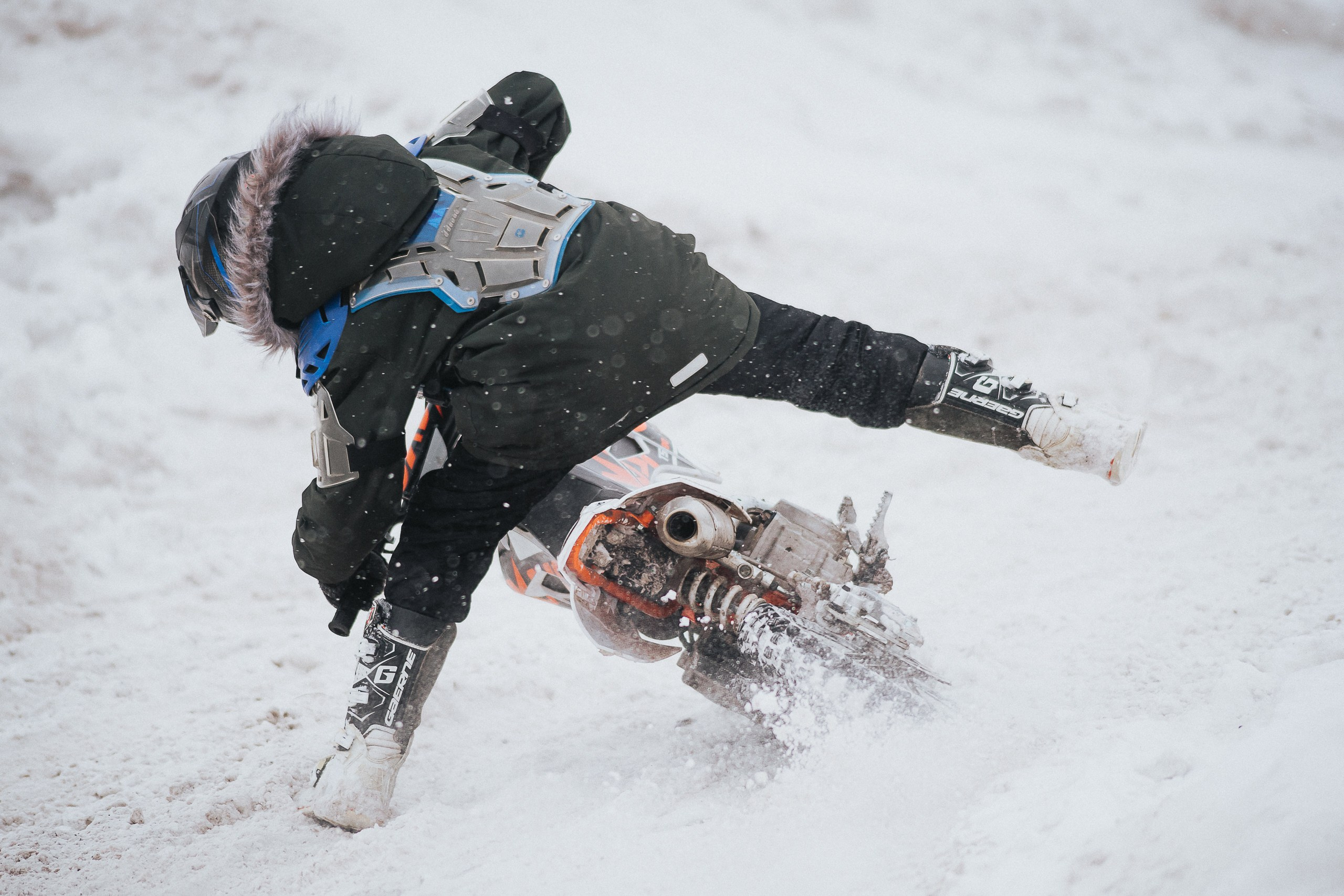 29.12.2024 — Праздничная тренировка на мотоциклетной трассе Люскус. Репортажный фотограф в Кемерово