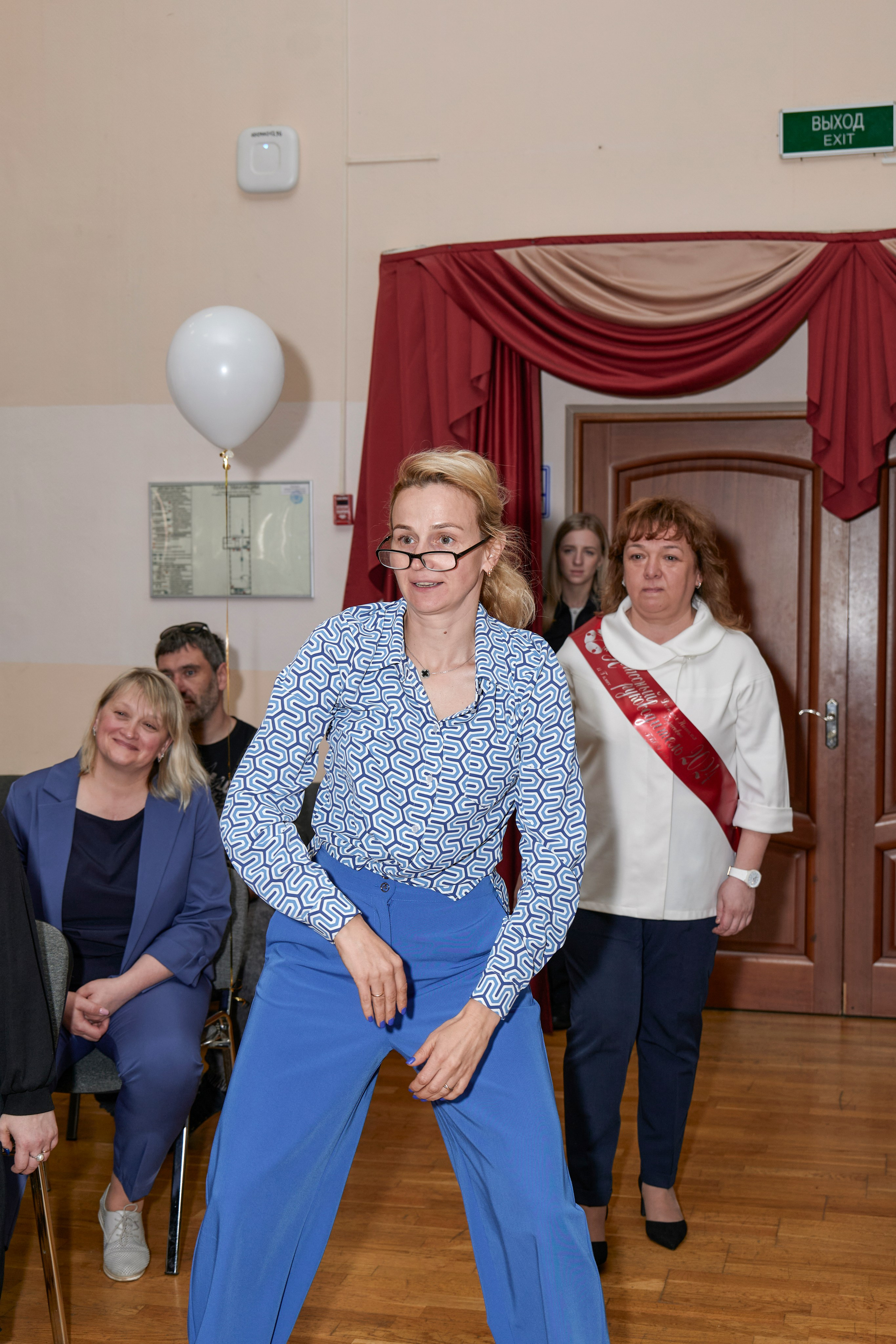 Последний звонок школа 1413. Детский и семейный фотограф г. Москва Оксана Катаджи