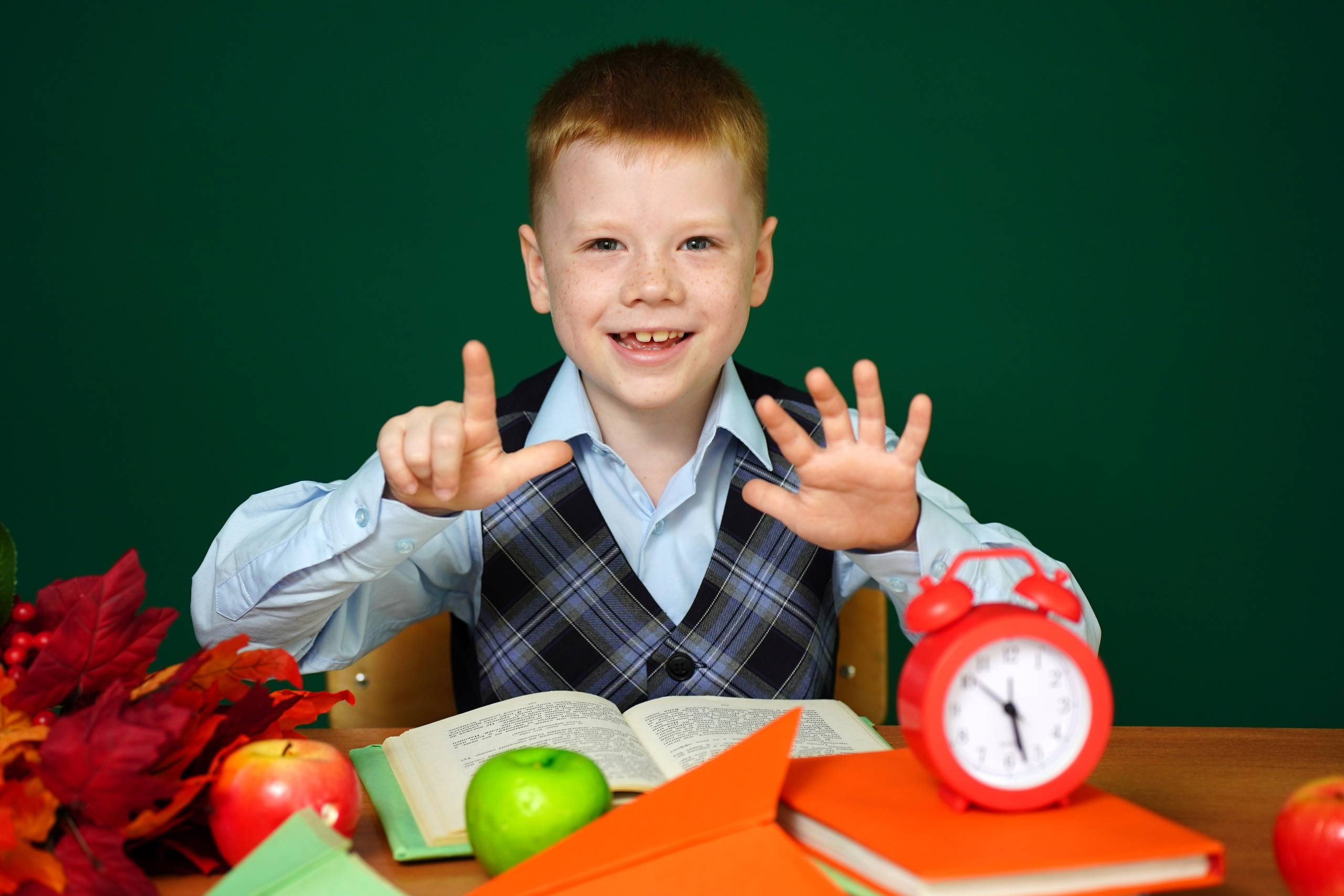 1 кл портреты. MEMENTO.Выпускные альбомы, школьные, юбилейные и другие книги. Ростов-на-Дону