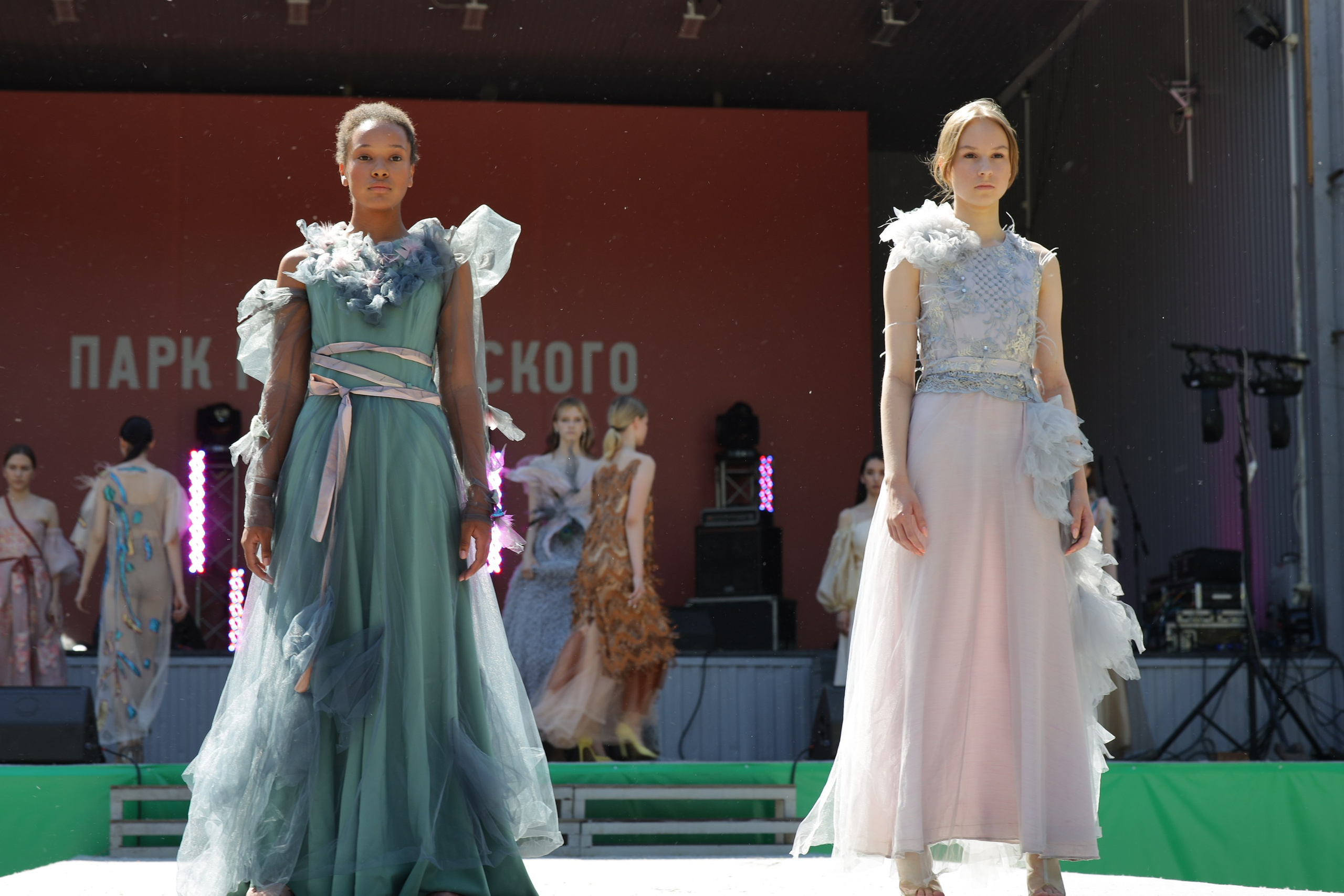 Модный показ 2023. Фотограф в Екатеринбурге Олег Алексеев. Фотосессия в Екатеринбурге