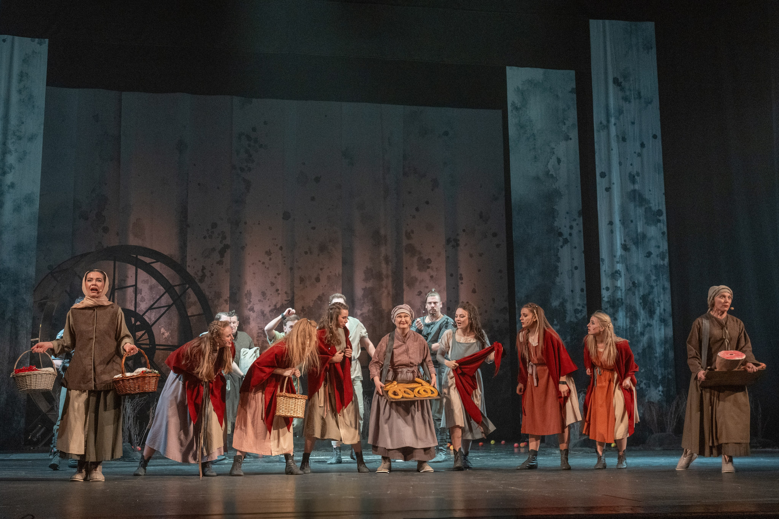 Алтайский молодёжный театр: Яга. Сайт фотографа Сергея Абрамова