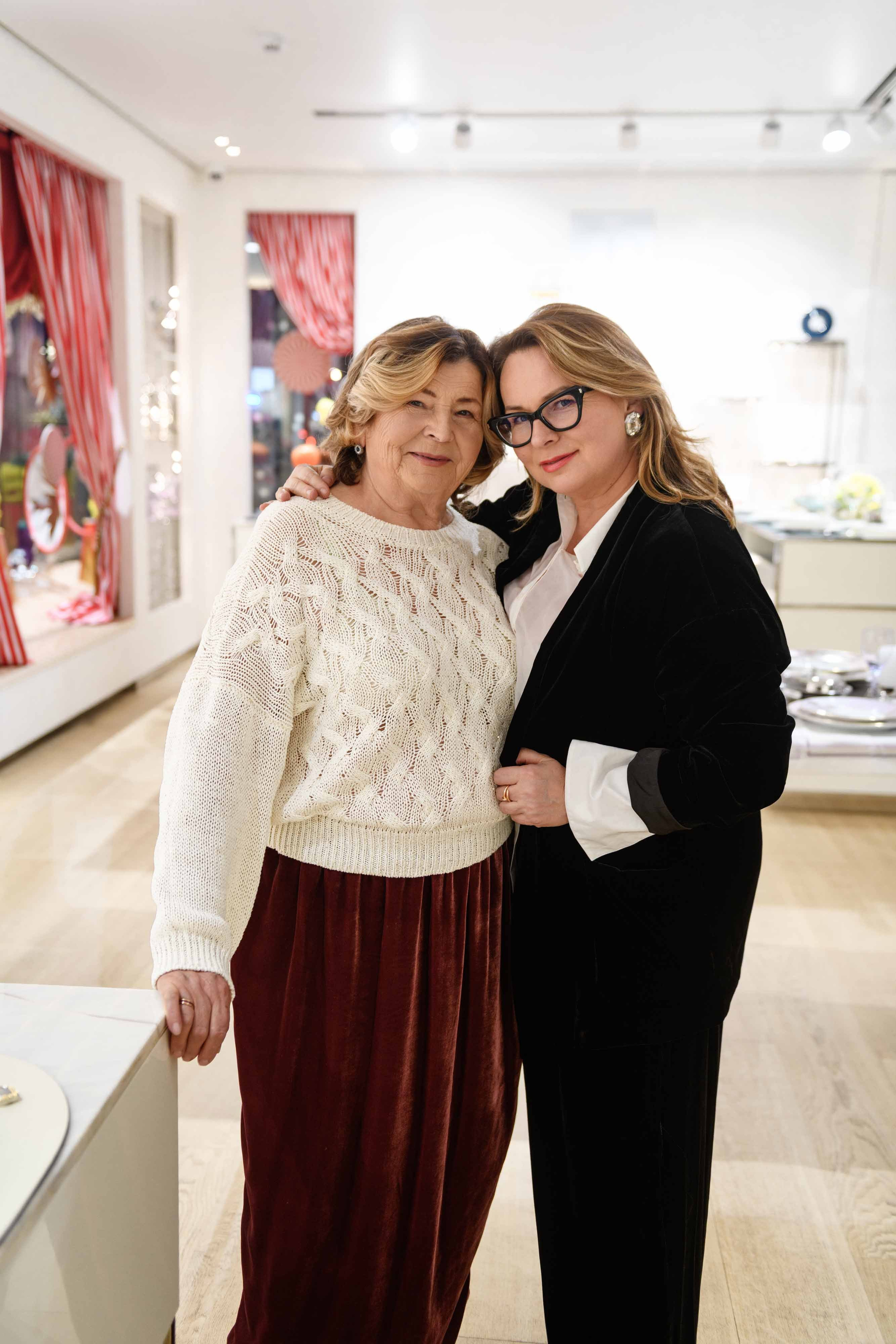 Фотосъёмка лекция по сервировке стола в бутике «Дом фарфора»