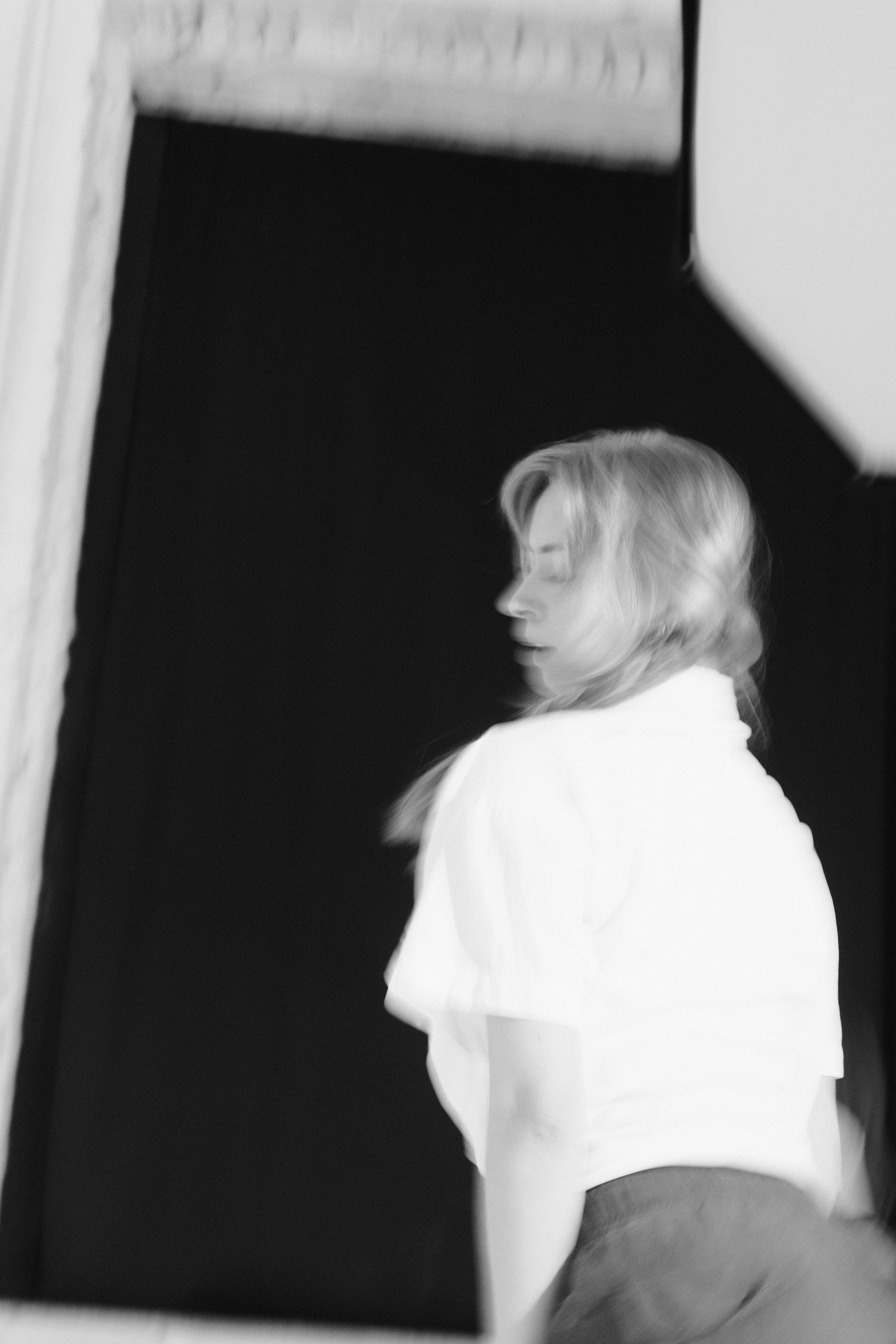 From in(out)side / photo-dance therapy. Алисия Гадеева | Концептуальный фотограф mixed media | Санкт-Петербург