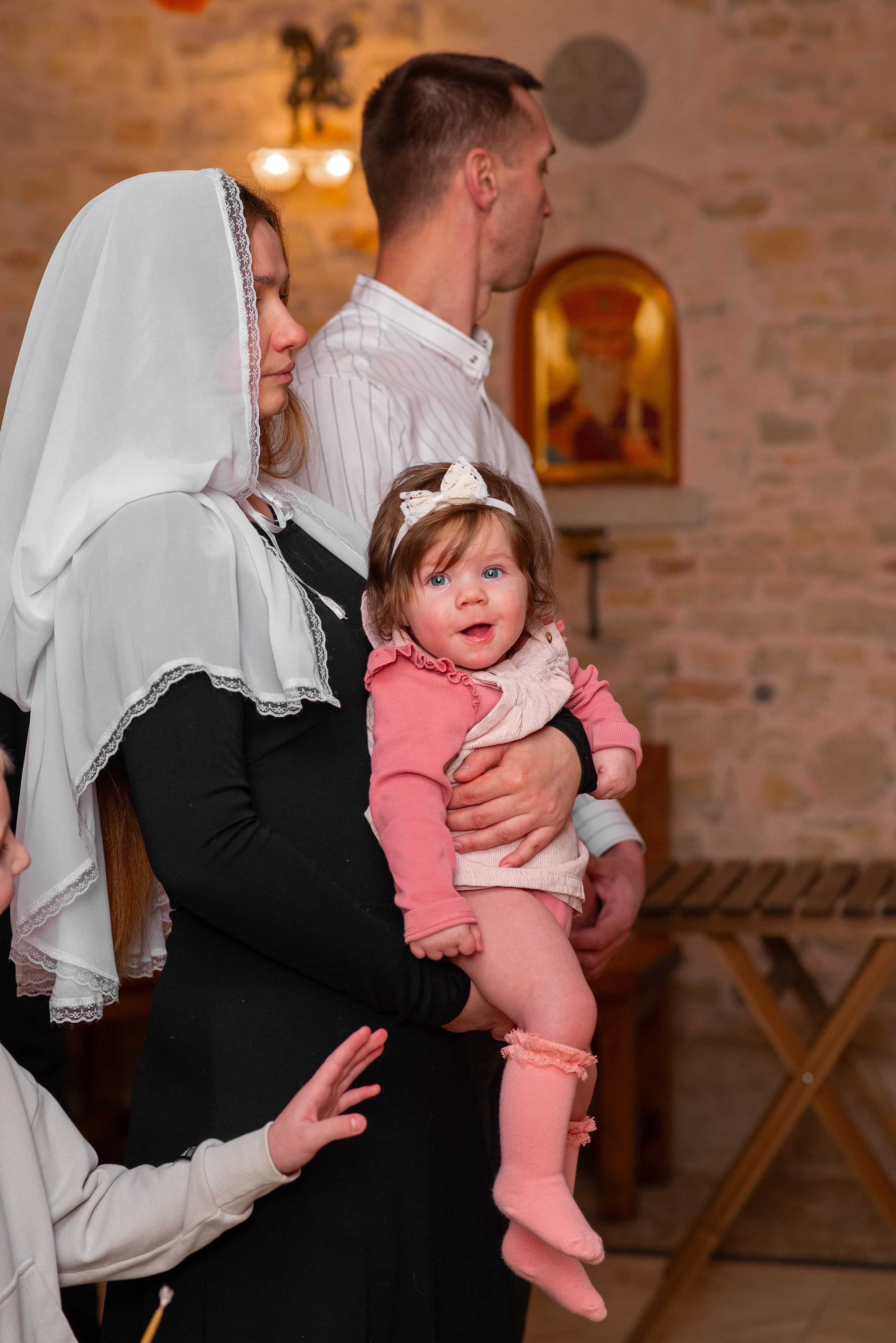 Крещение Василисы в Свято-Елисаветинском монастыре. Семейный фотограф на выписку из роддома и крещение Минск Настя Гришук