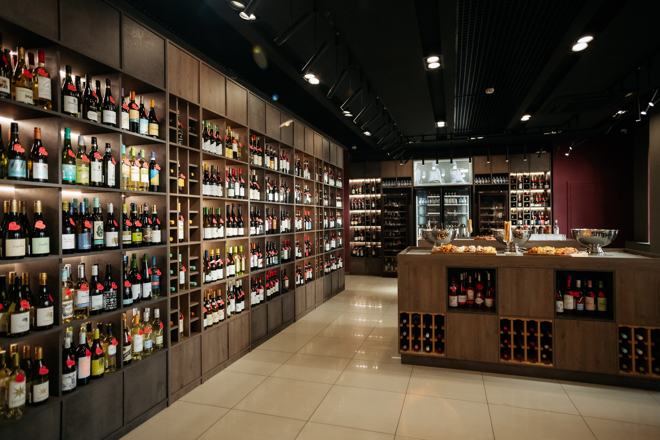 BY SIMPLE ВИНОТЕКА — ОТКРЫТИЕ. СВОИ. ФОТООТЧЕТЫ-СОБЫТИЯ-МЕСТА