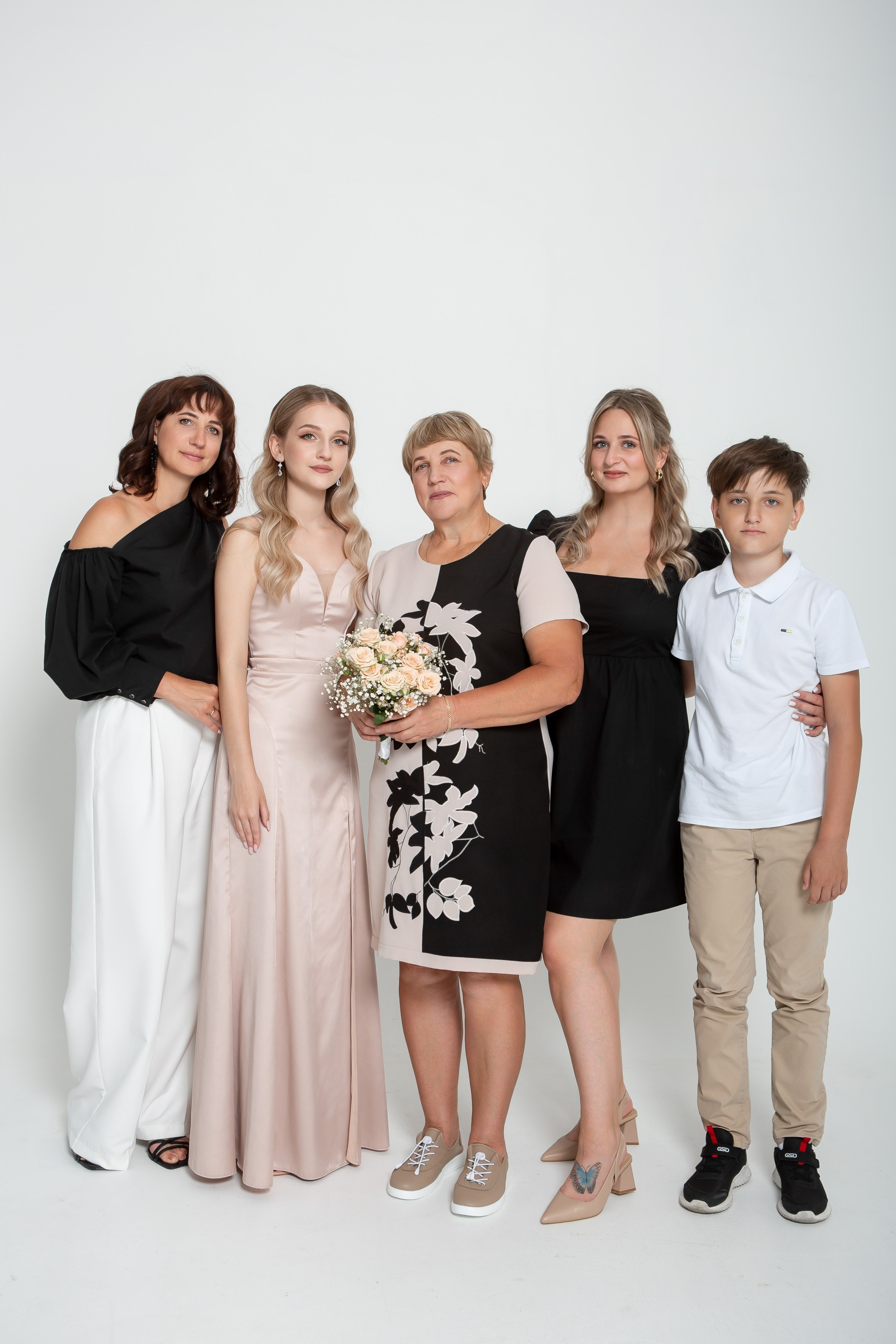 Выпускной девушки. Фотографии её и членов семьи. Свадебный и портретный Фотограф в Липецке Дмитрий Котюков