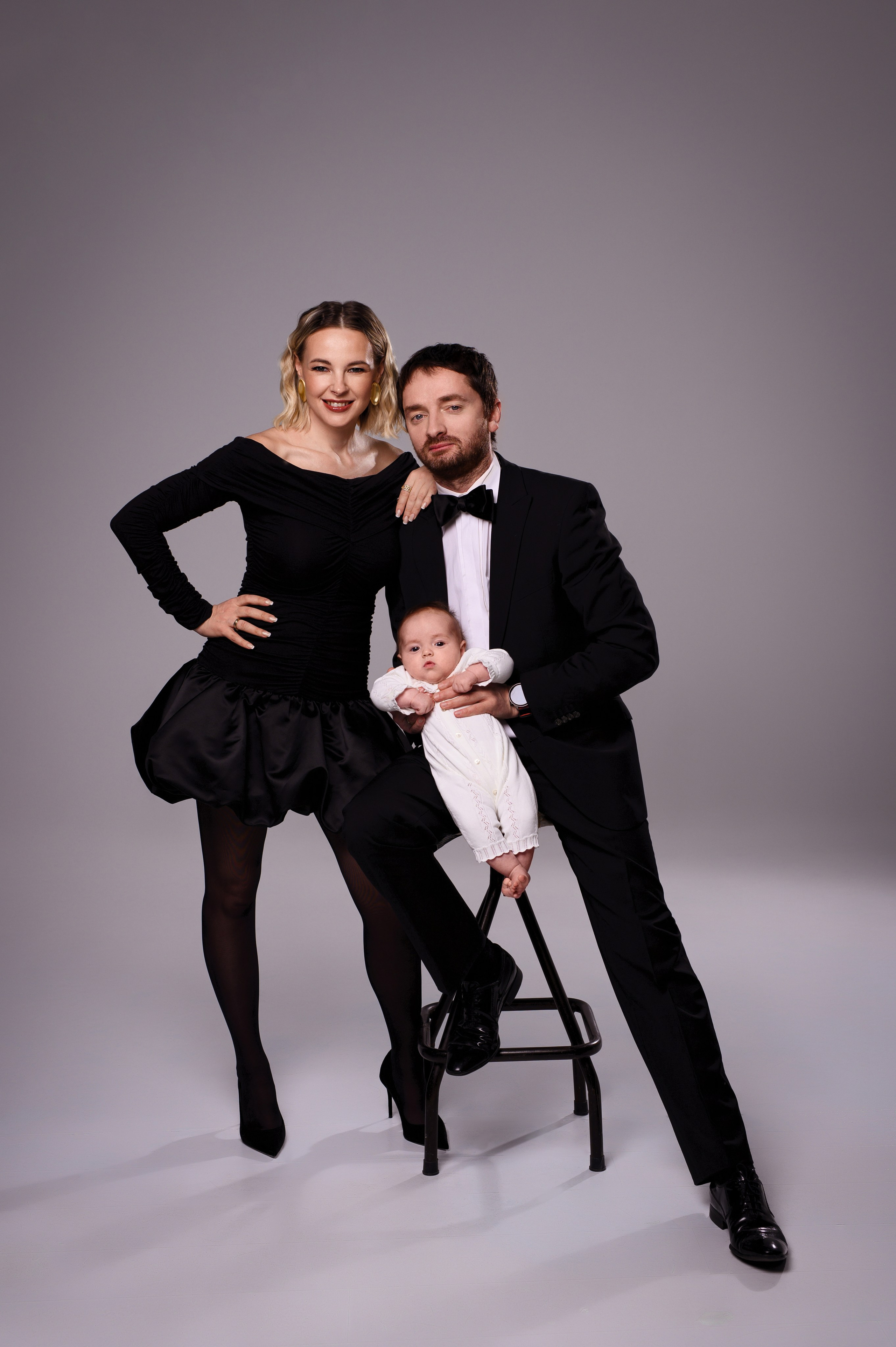 Семейная портретная студийная съемка. НЬЮБОРН ФОТОСЕССИИ, БЕРЕМЕННОСТЬ, ПОРТРЕТНЫЕ СЕМЕЙНЫЕ ФОТОСЕССИИ  Ногинск Москва ОЛЬГА ВОГЕЛЬ