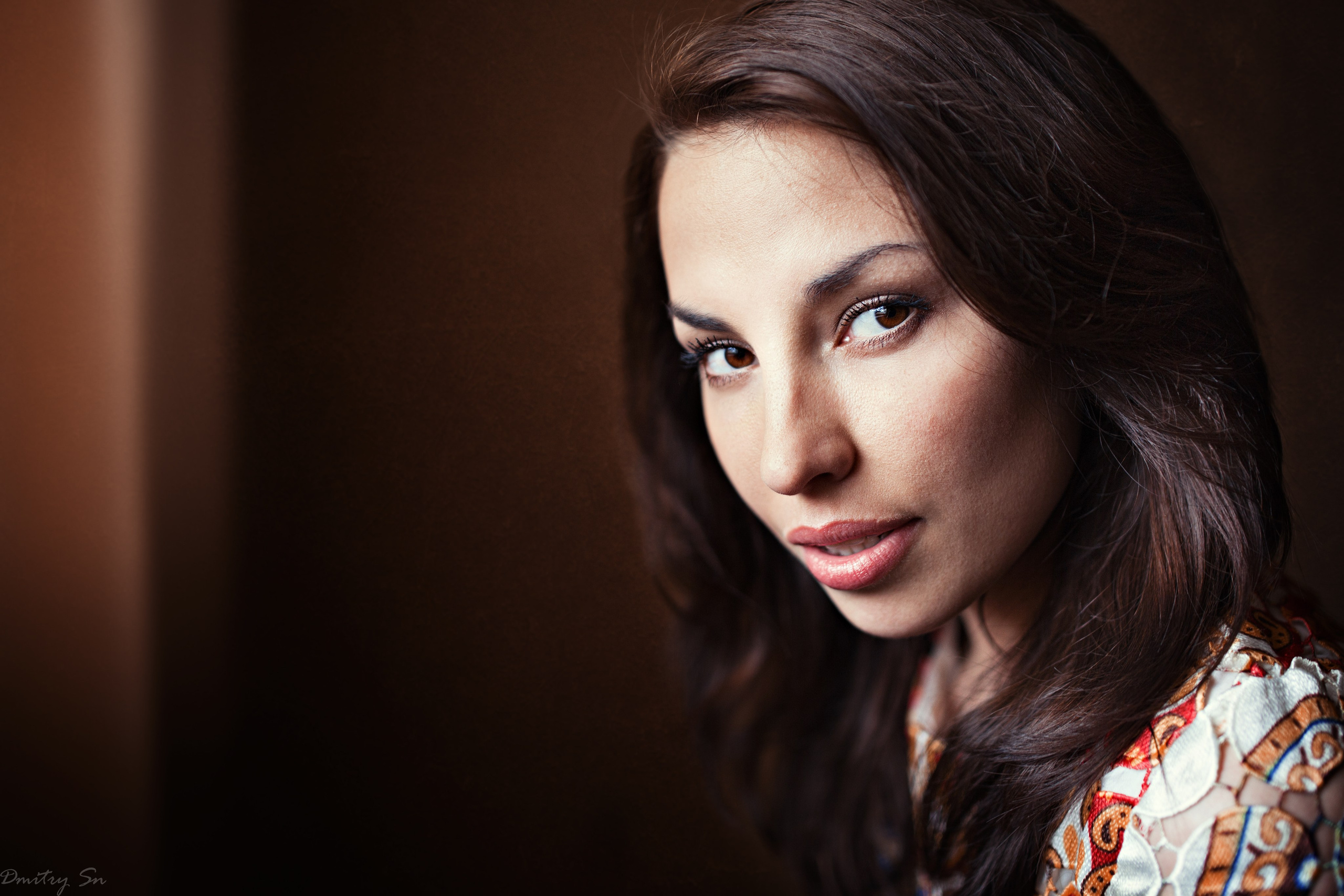 Фотосет с Аней у окна для «себя»