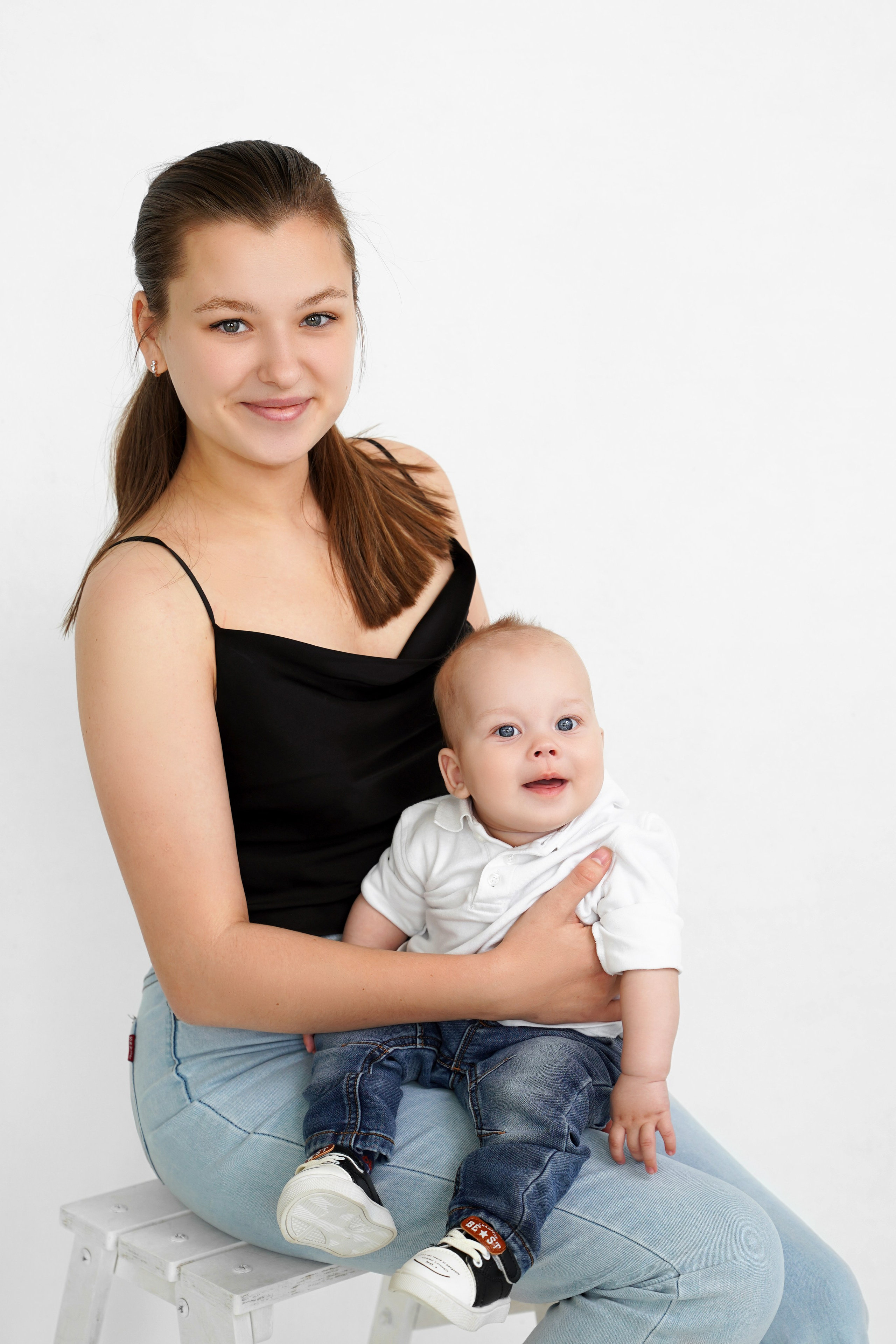 Дети до года. Фотограф новорожденных, детей до года и беременных в Симферополе