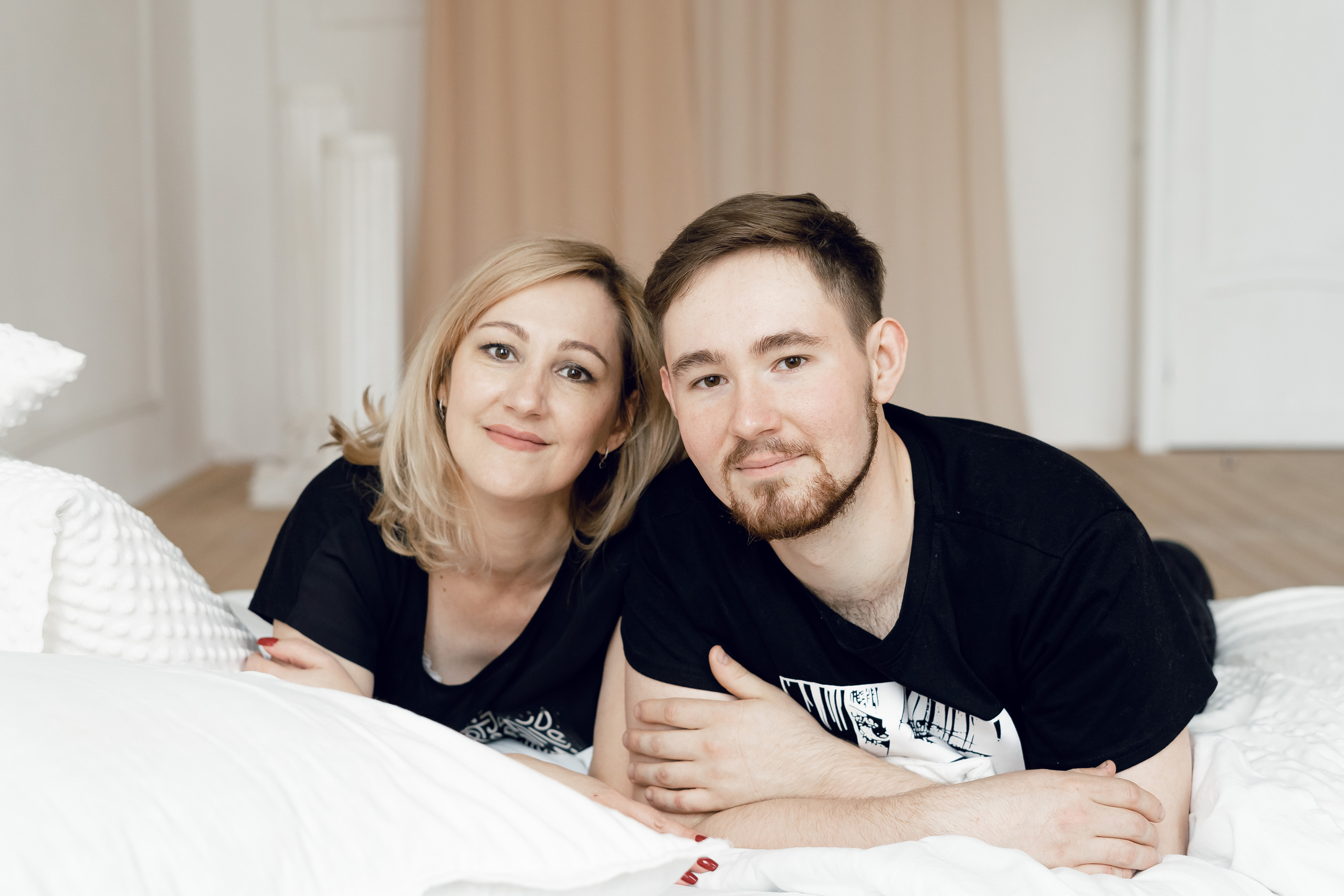 Мама и взрослый сын. Фотограф Ларионова Надежда|Ставрополь