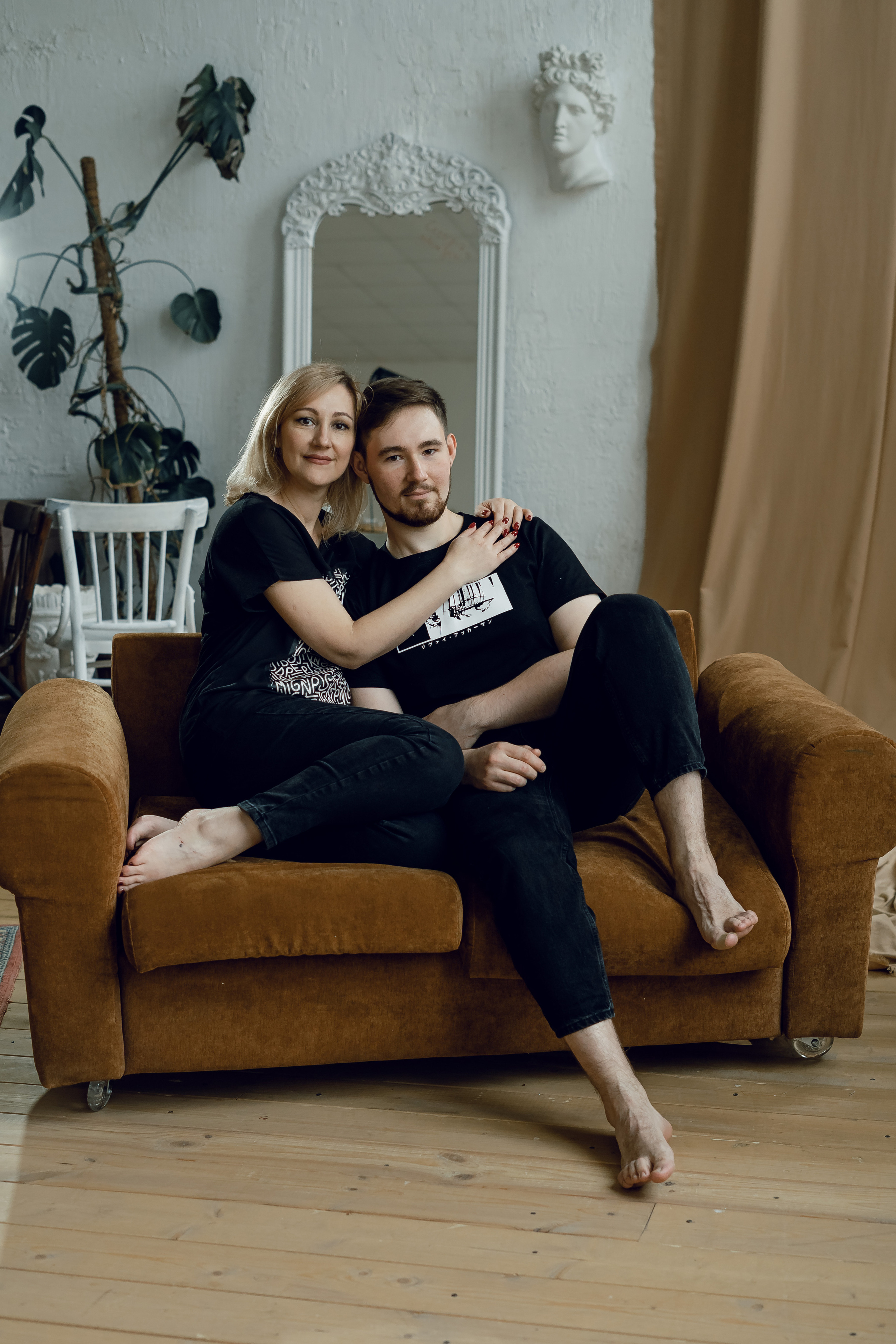 Мама и взрослый сын. Фотограф Ларионова Надежда|Ставрополь