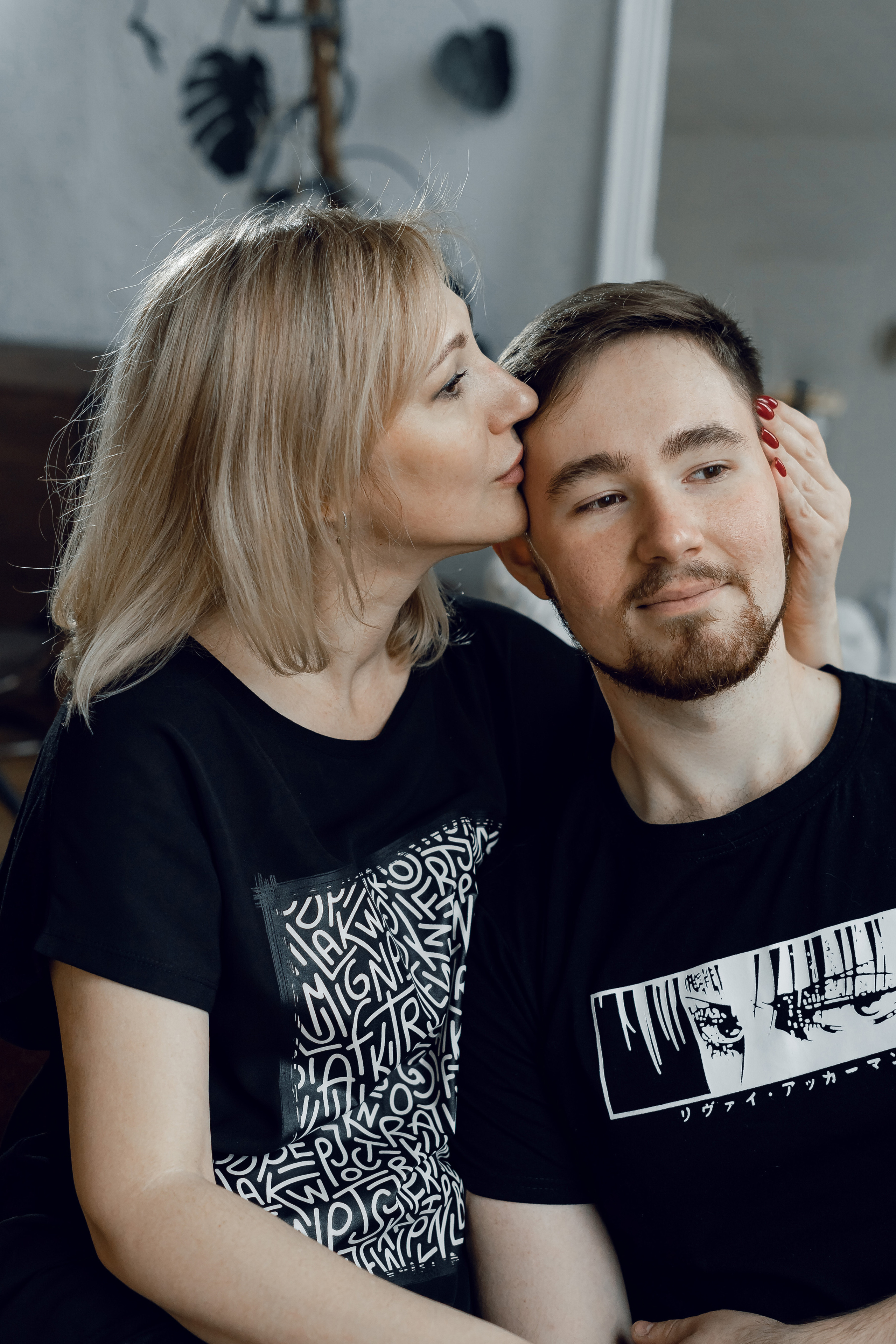 Мама и взрослый сын. Фотограф Ларионова Надежда|Ставрополь