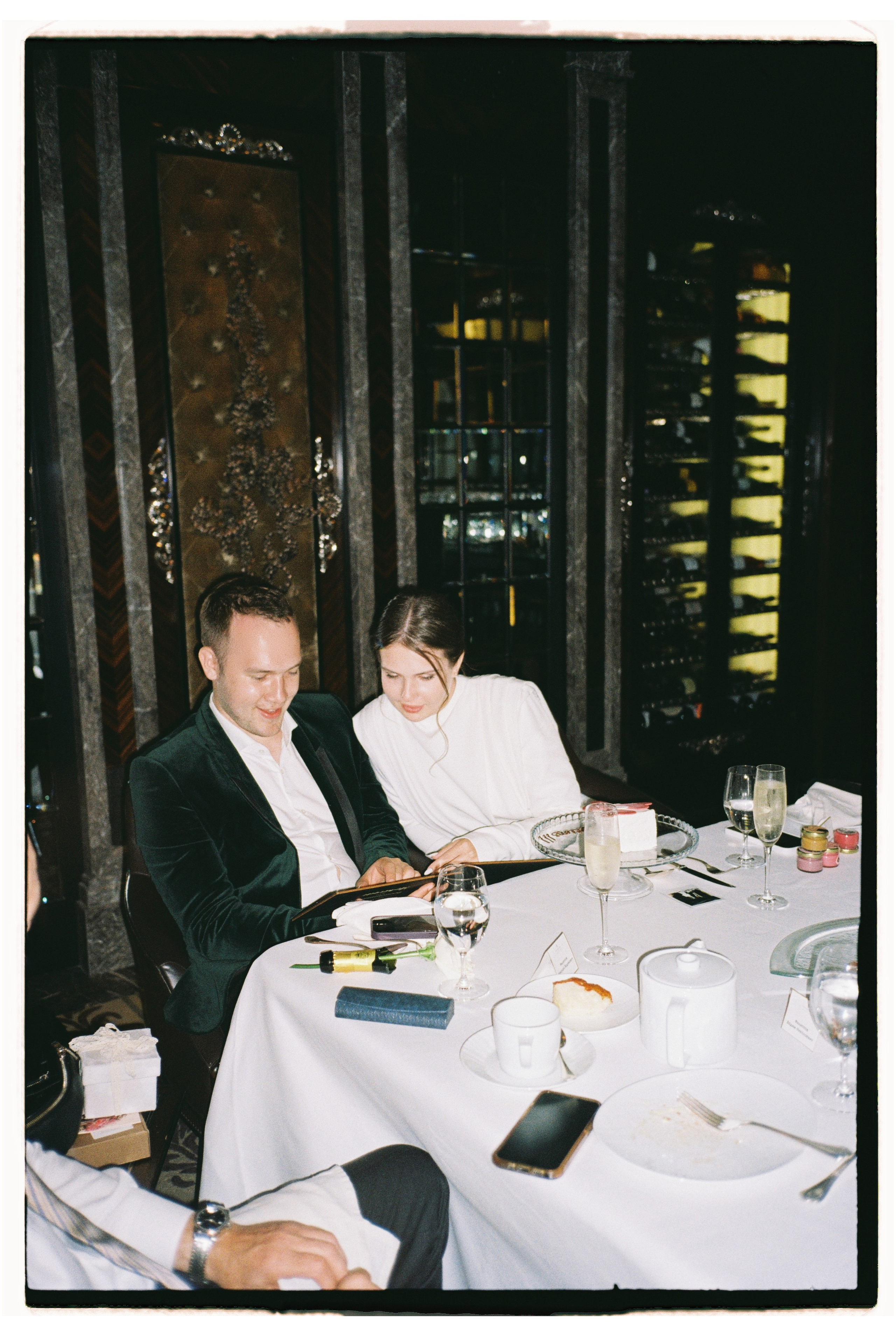 Свадебная фотосессия в Питере. Сестры Карабаза. Фотографы и ретушеры в Москве и Санкт-Петербурге