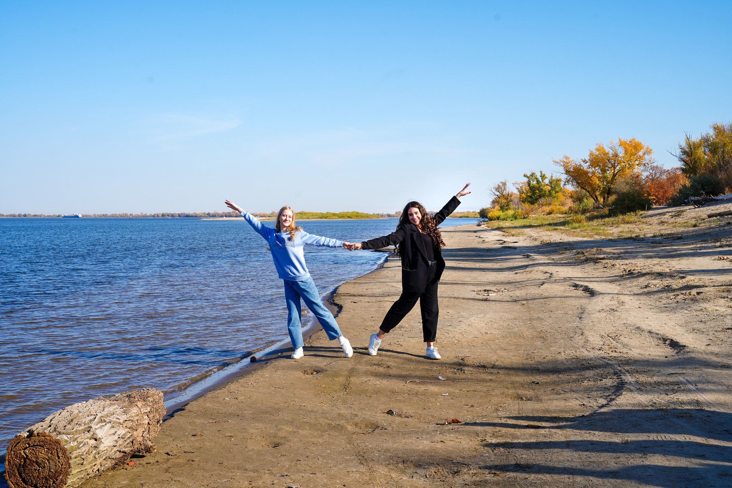 9 — 11 классы. Фотографы в г. Астрахань Сергей и Елена Бовтуновы