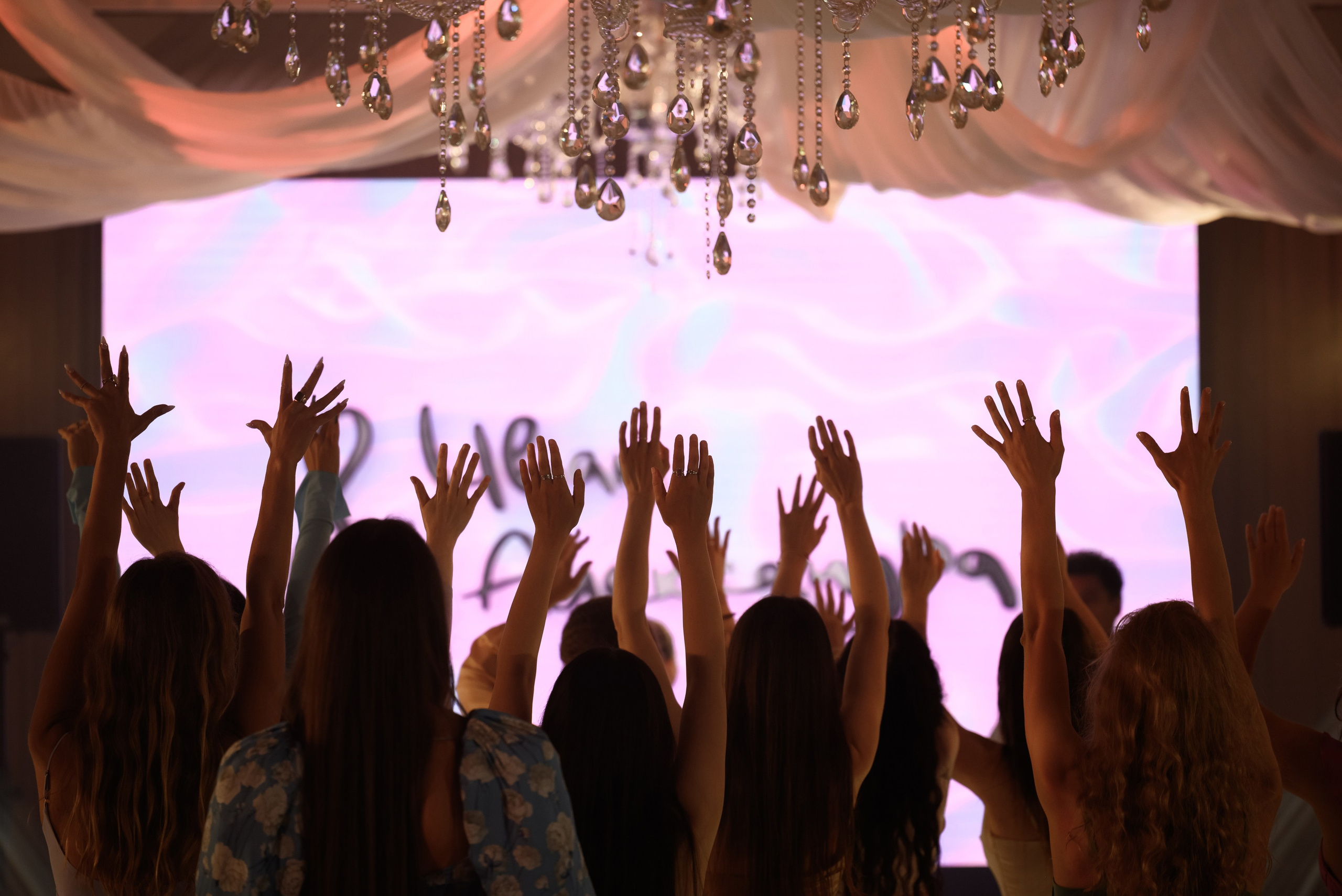 Иван и Александра. Свадебный фотограф в Москве Артём Кившарь