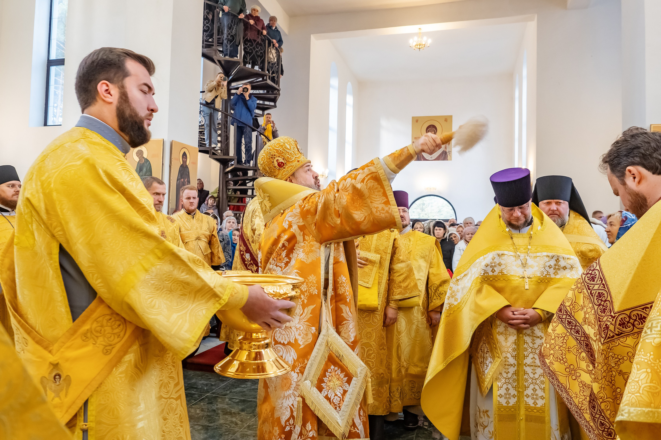 Открытие Храма Серафима Саровского. Репортажный, семейный и детский фотограф в Пензе и Заречном Арина Ермилова. Картины барельеф на заказ