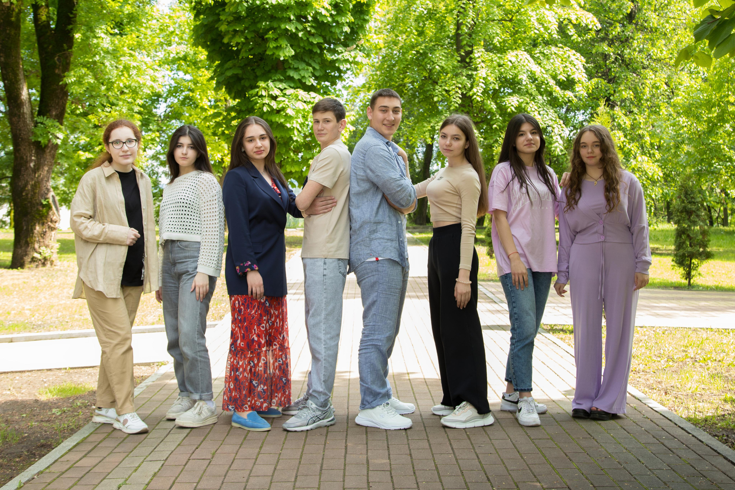 9  и 11 классы. Школьный фотограф в г. Нальчик Галимат Абитова