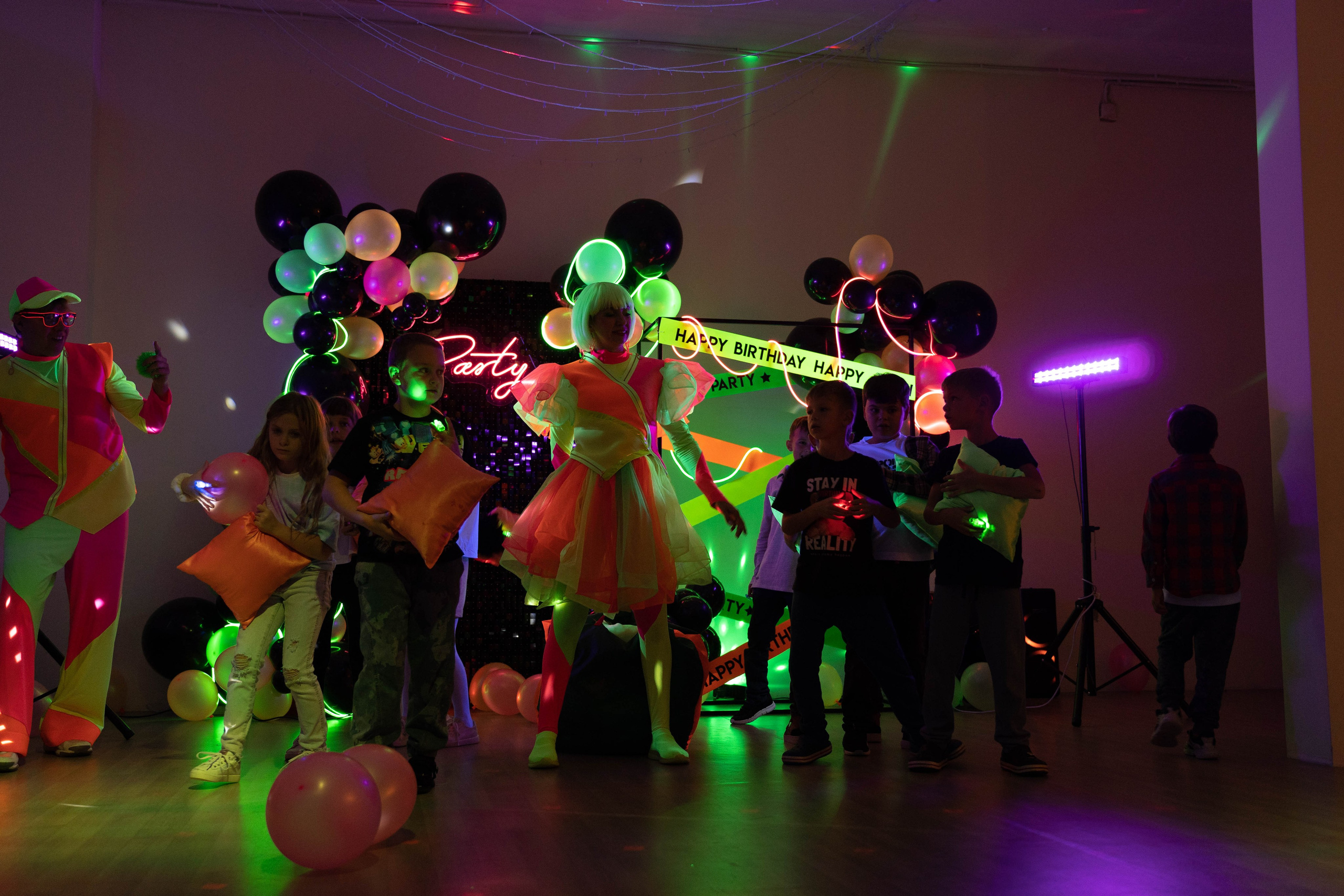 Неон Вечеринка. Фото / Видеосъемка в Москве